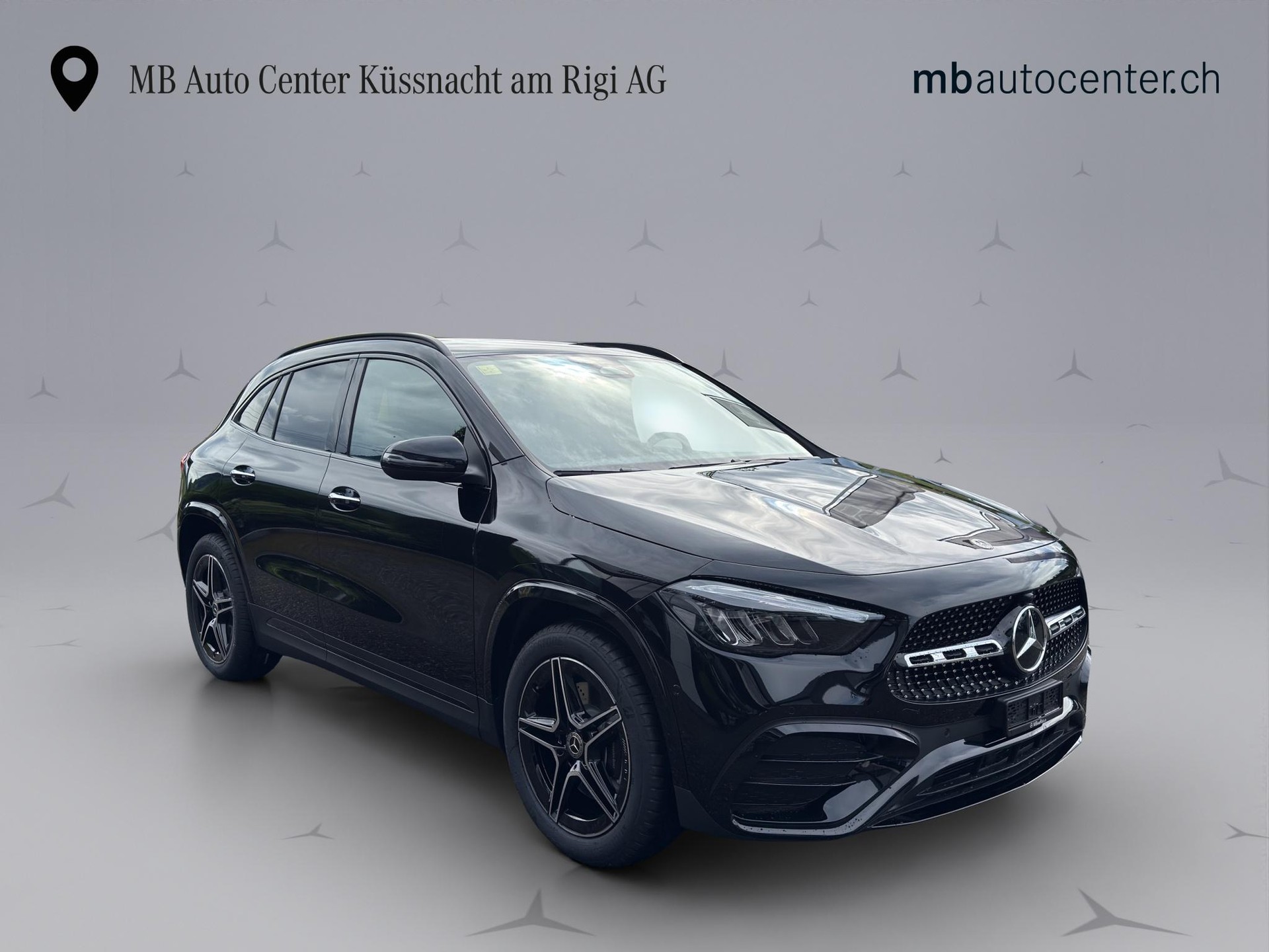 MERCEDES-BENZ GLA 250 Swiss Star AMG Line 4matic-image-8