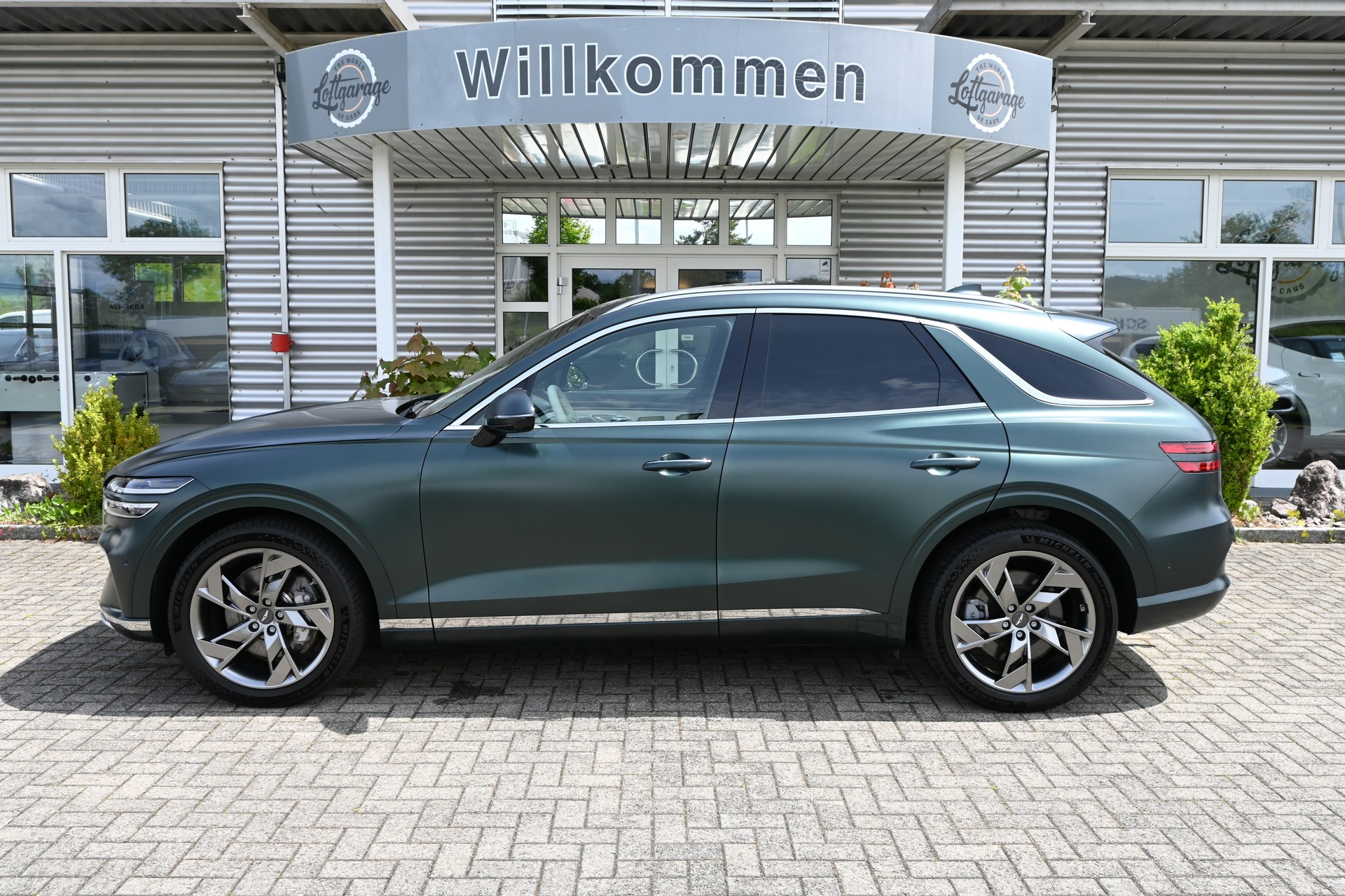 GENESIS GV70 Electrified Dual Motor Sport AWD kWh 77,4 490PS 4X4 + AHK 1800kg (CH Auto)-image-5