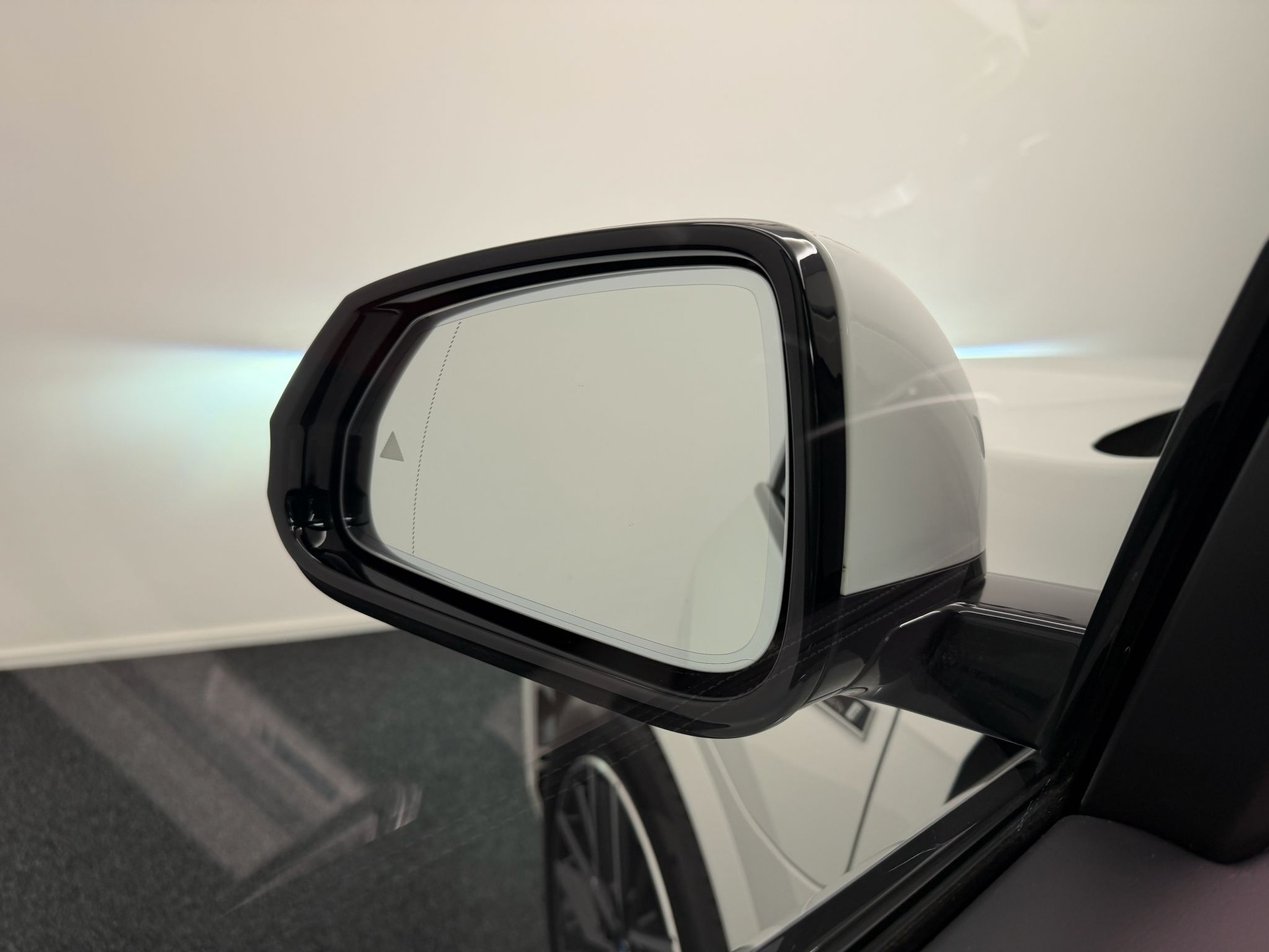 BMW X1 xDrive 25e M Sport-image-17