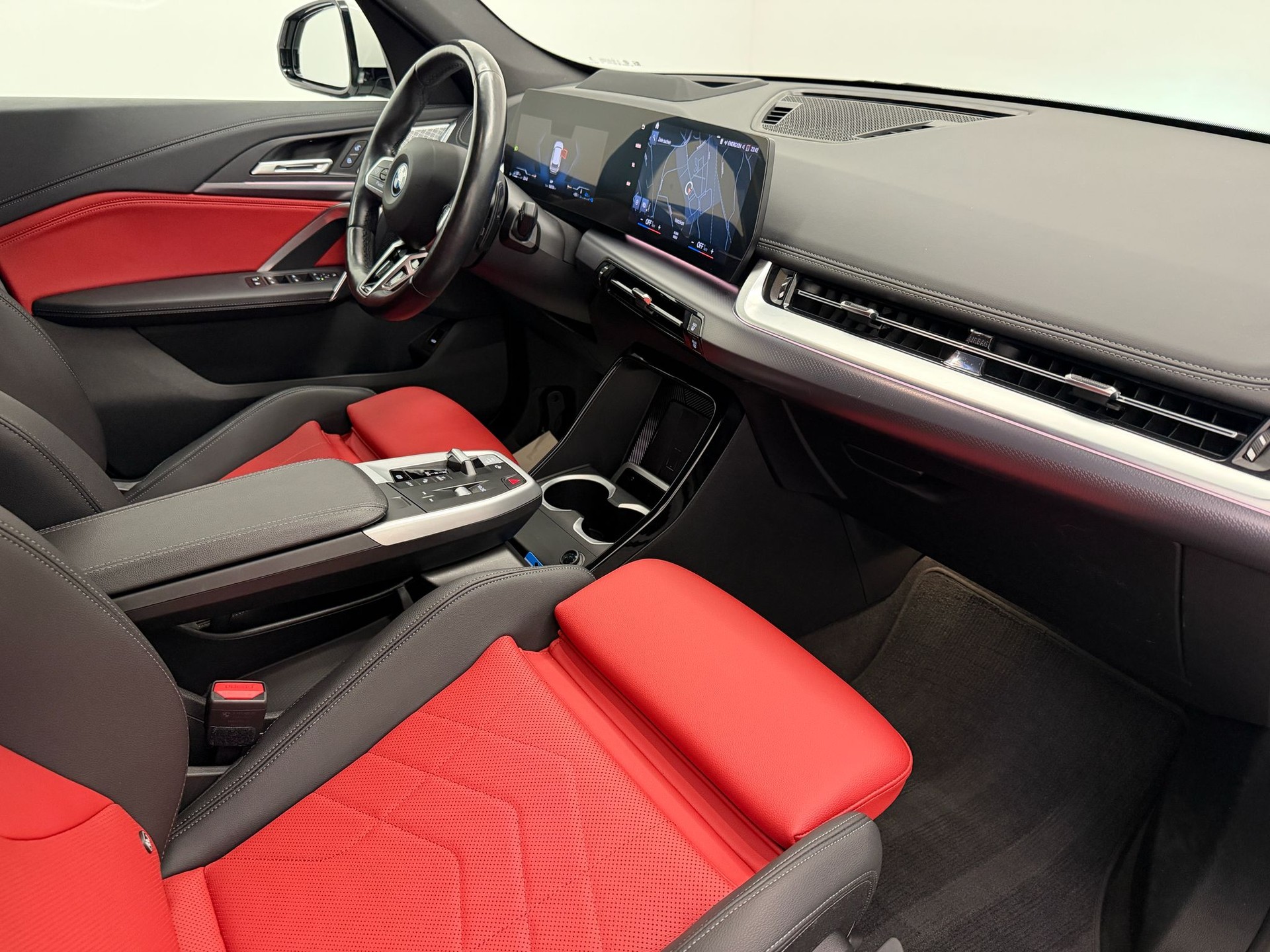BMW X1 xDrive 25e M Sport-image-11
