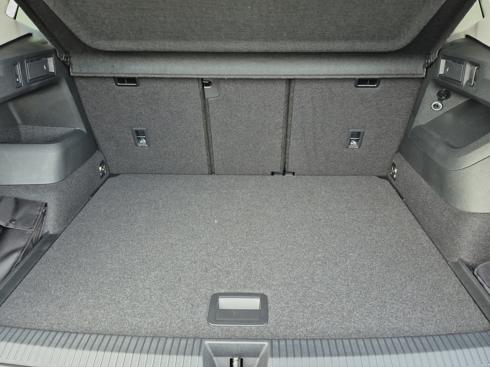 VW Tiguan 2.0 TSI DSG United 4Motion-image-14