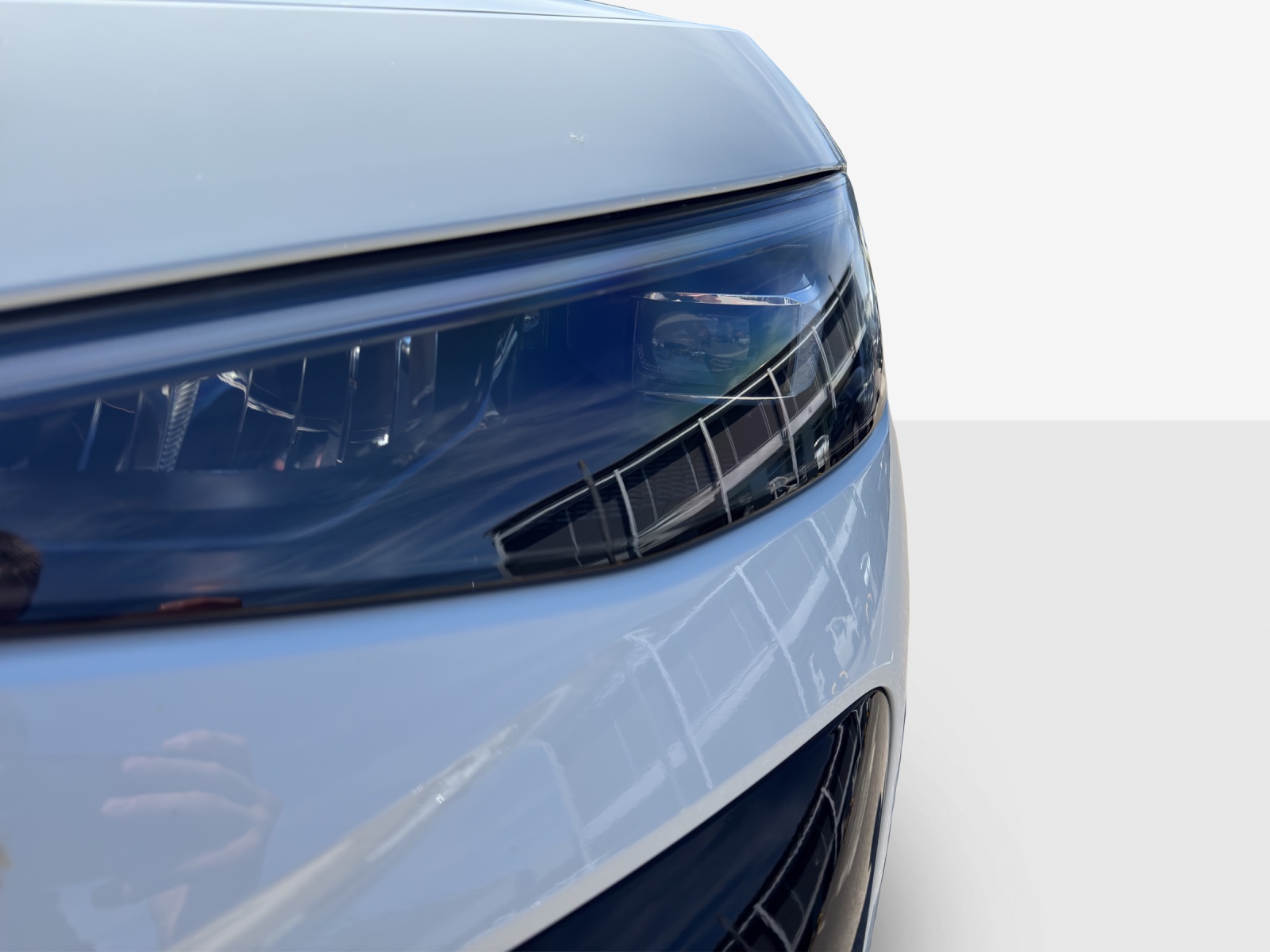 VW T-Roc 1.5 eTSI mHEV R-Line DSG-image-15