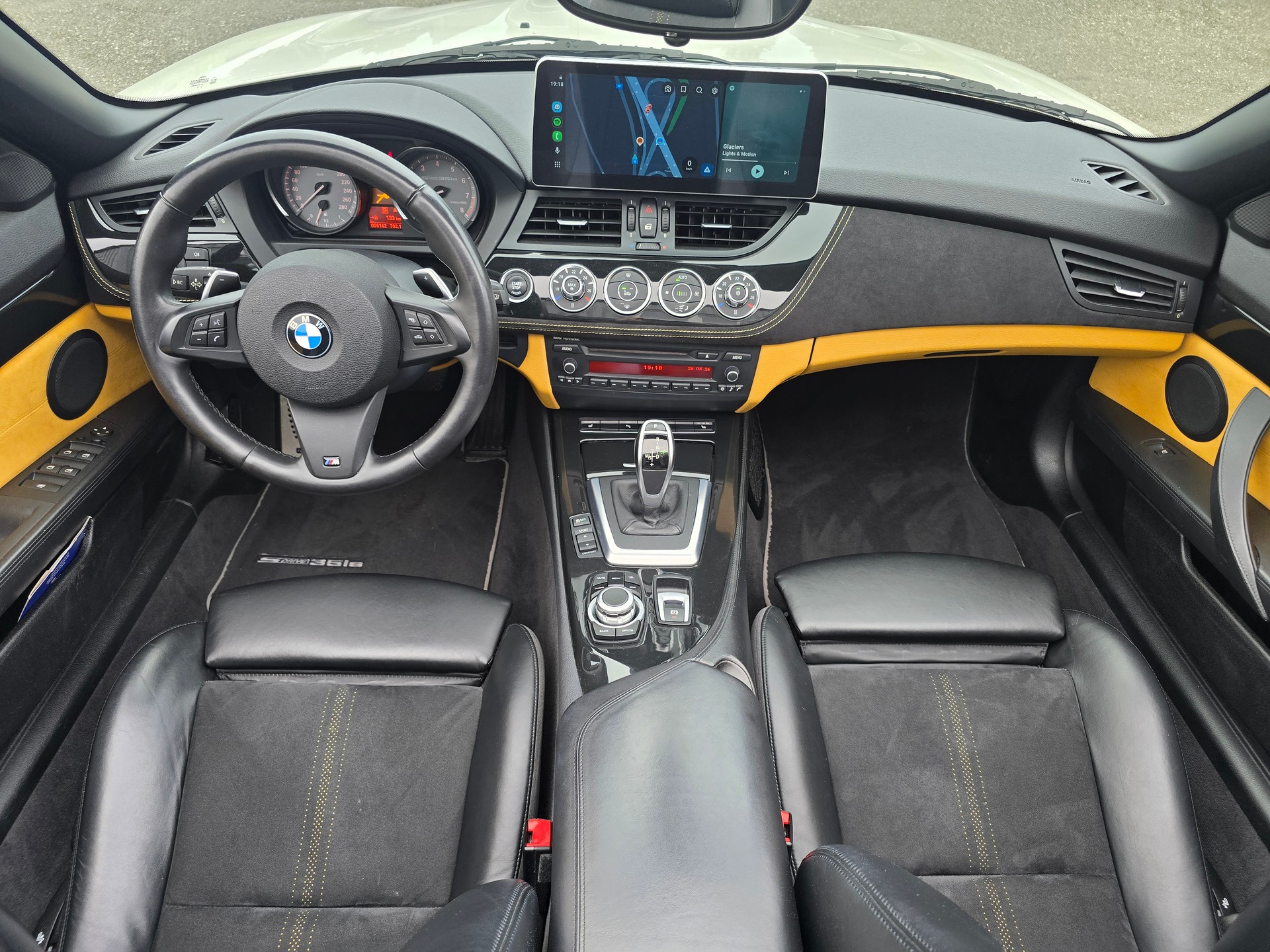 BMW Z4 sDrive35is DKG-image-12