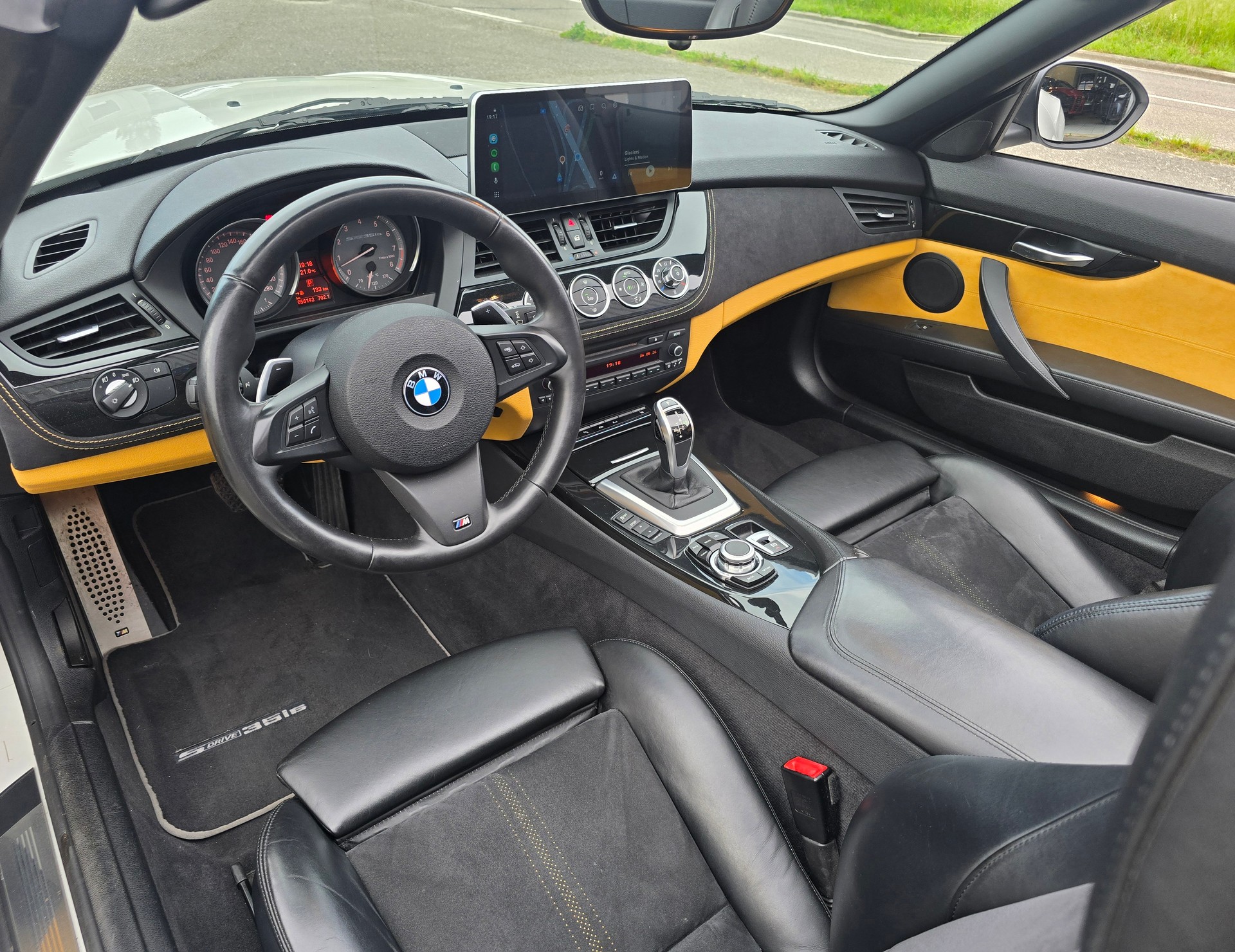 BMW Z4 sDrive35is DKG-image-11