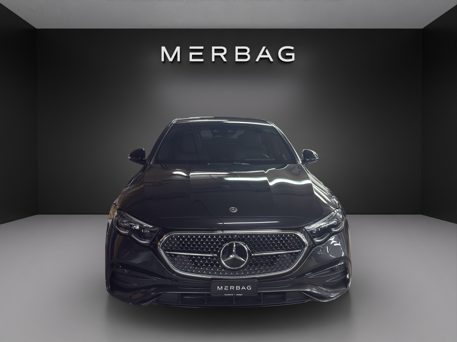 MERCEDES-BENZ E 220 d 4Matic 9G-Tronic-image-6