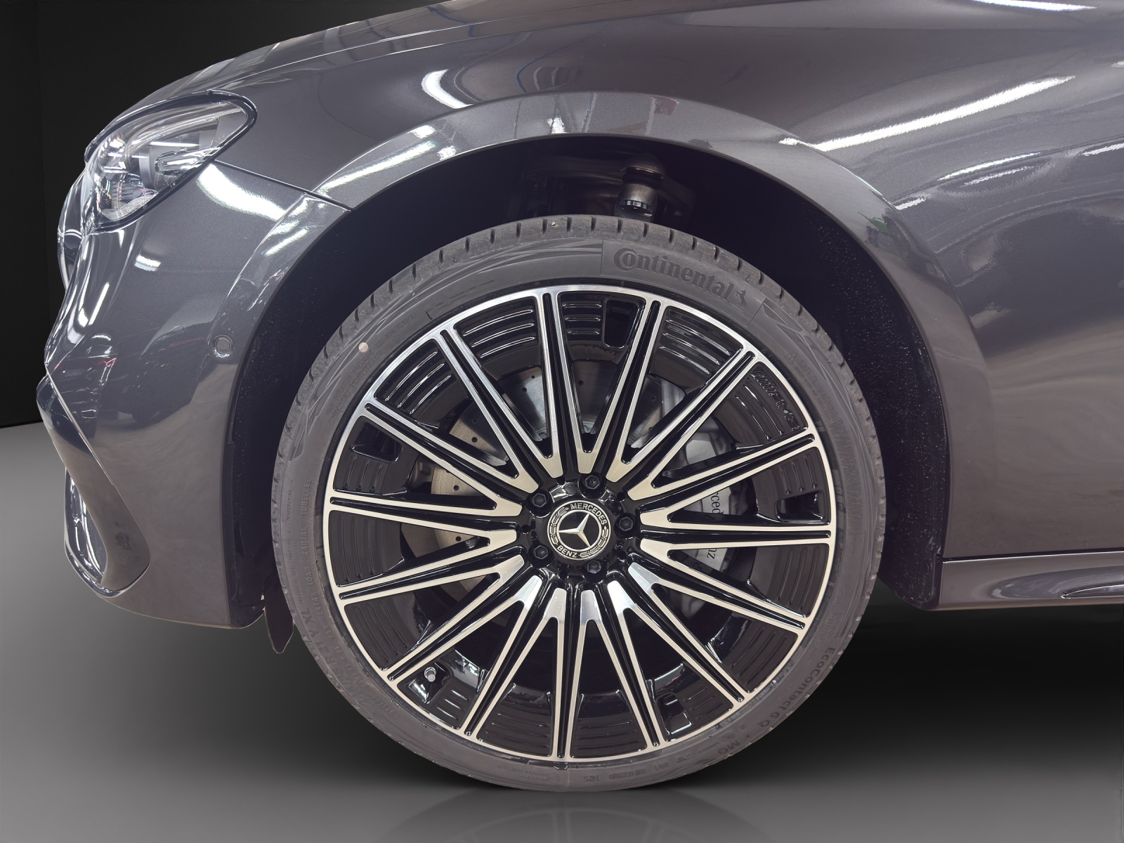 MERCEDES-BENZ E 220 d 4Matic 9G-Tronic-image-7