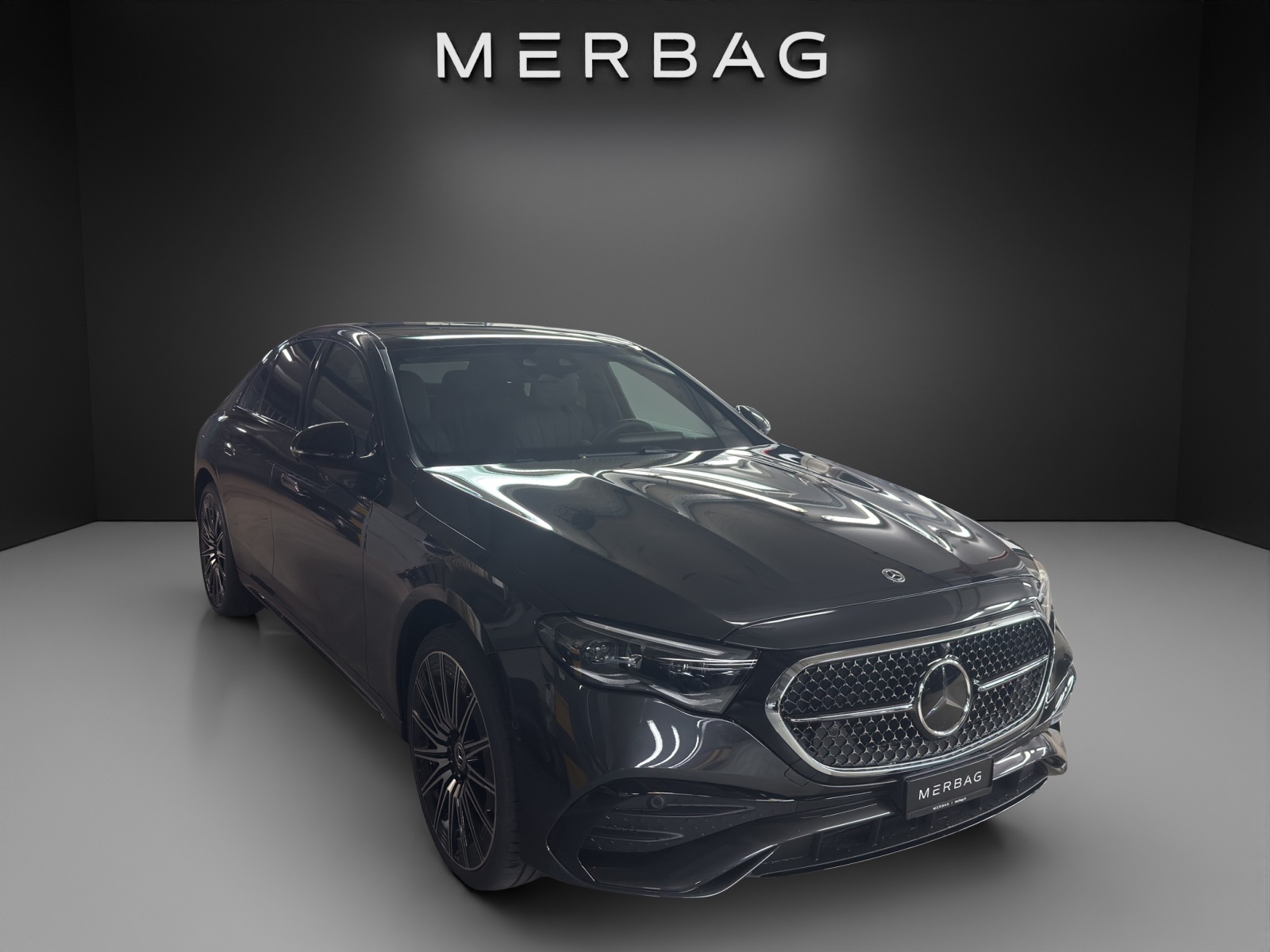 MERCEDES-BENZ E 220 d 4Matic 9G-Tronic-image-5