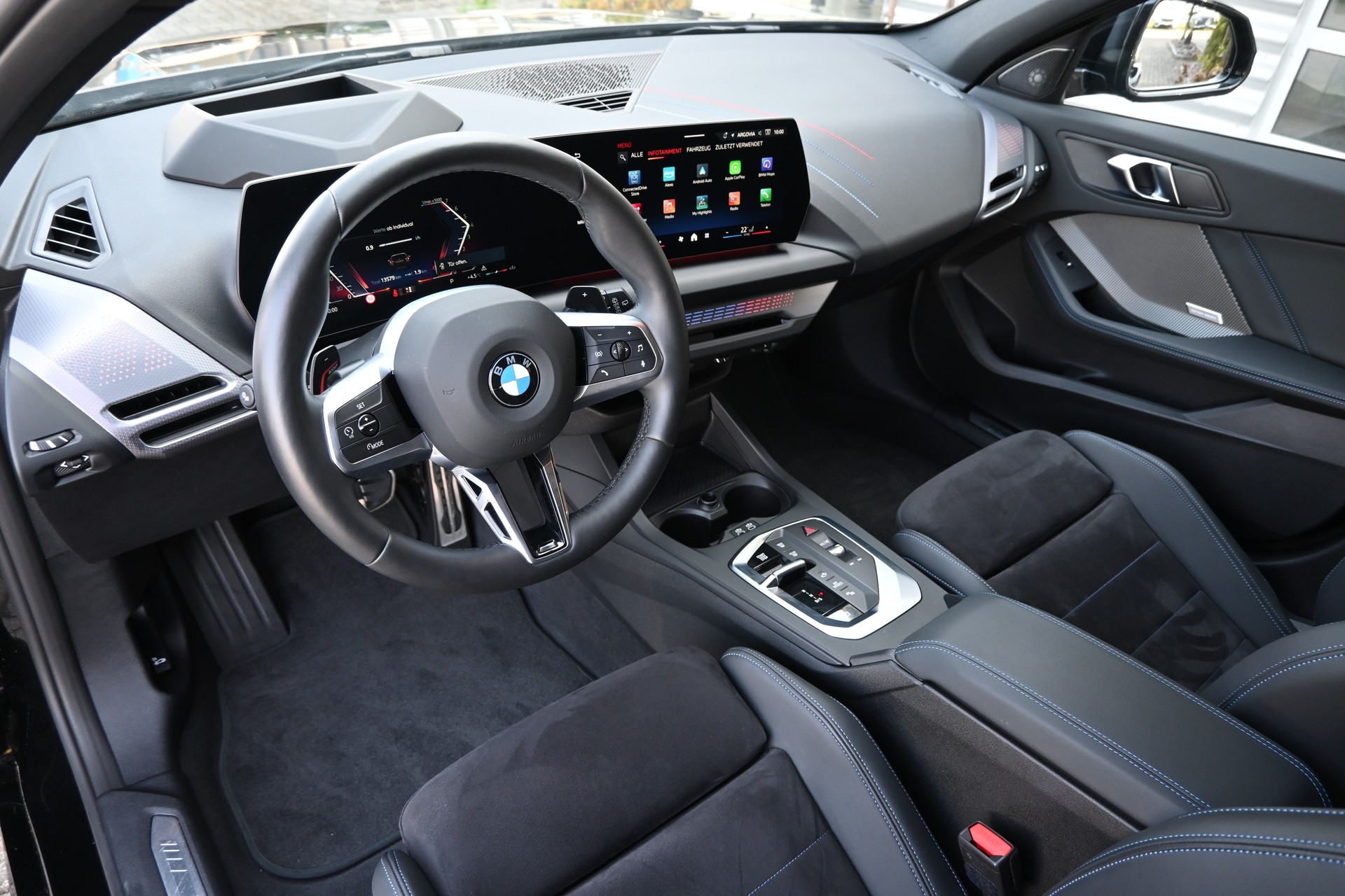 BMW 120 M Sport Pro Black Steptronic + Werksgarantie + Top Ausstattung-image-9