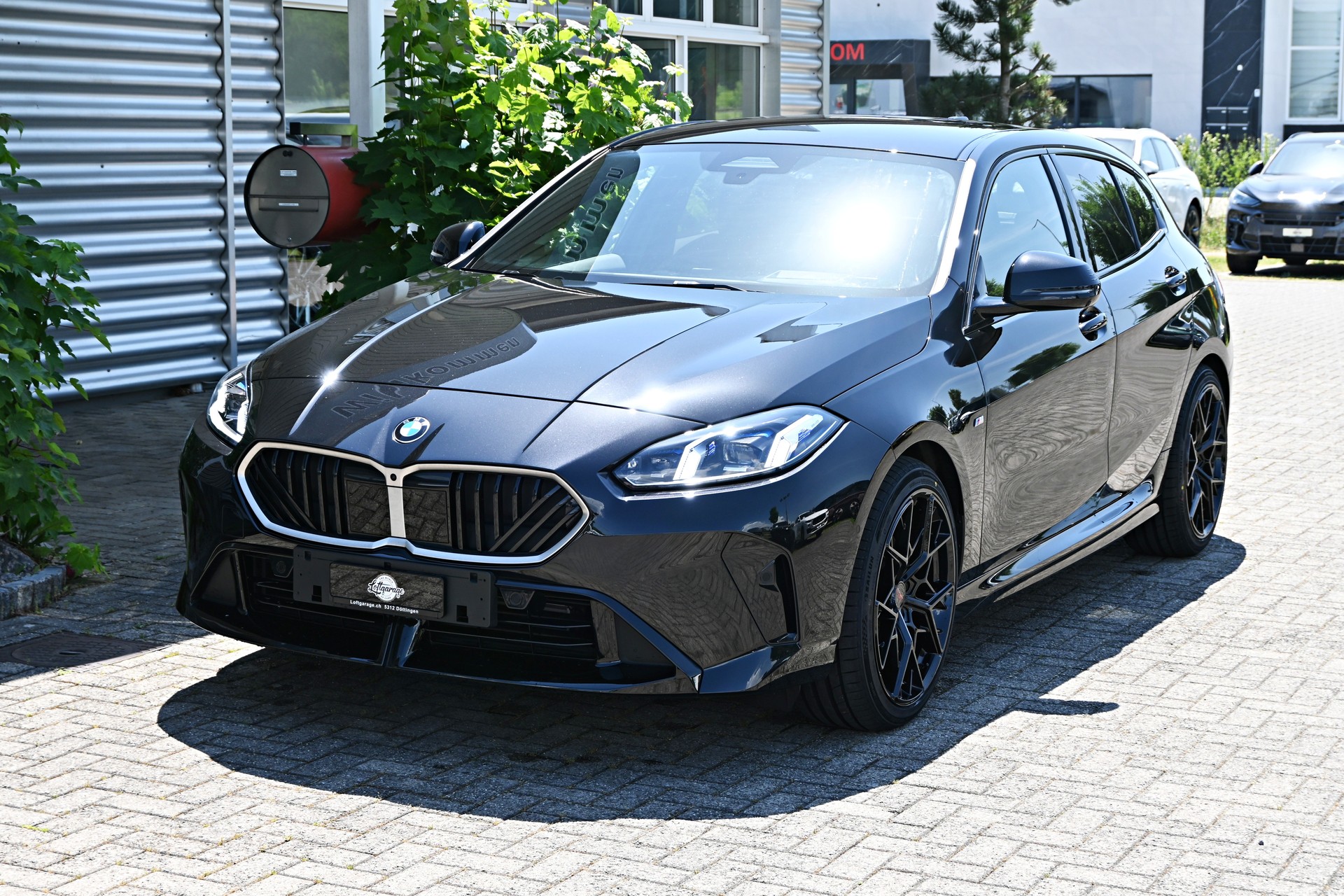 BMW 120 M Sport Pro Black Steptronic + Werksgarantie + Top Ausstattung-image-1