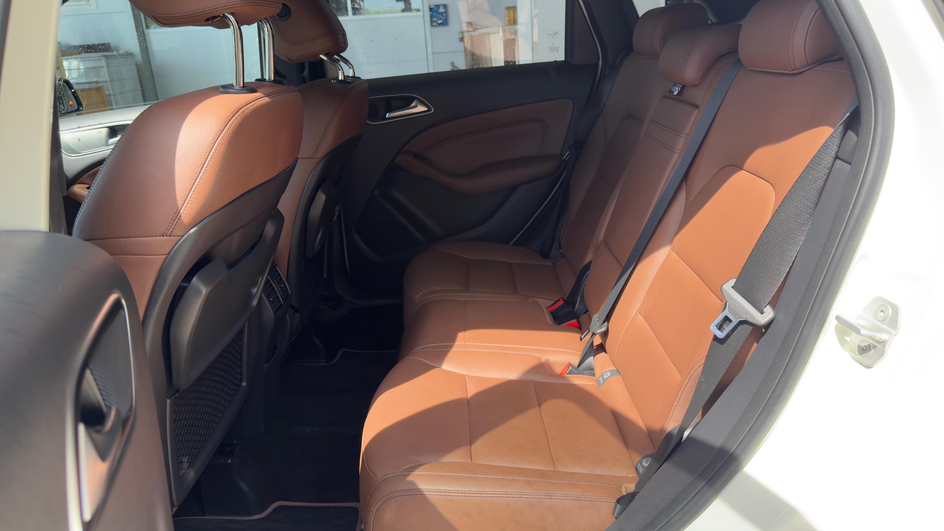 MERCEDES-BENZ B 220 4Matic 7G-DCT-image-7