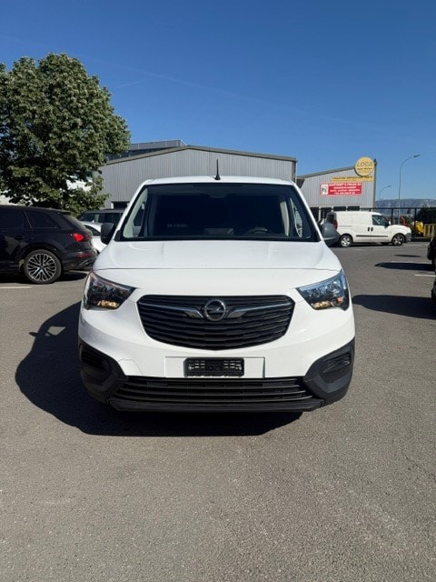 OPEL Combo 1.5 Essentia s/s Erhöhte Nutzlast-image-1