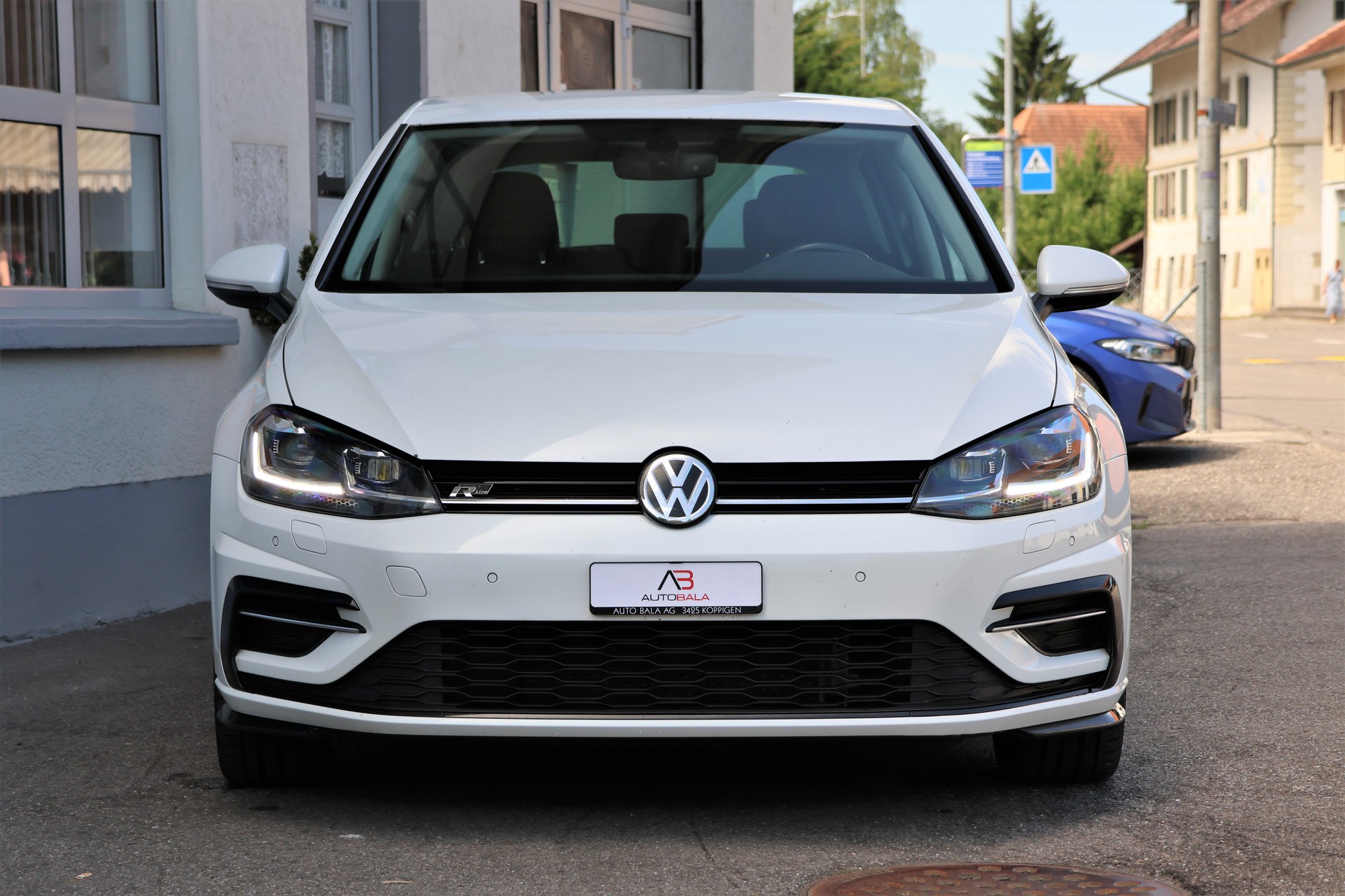 VW Golf 1.5 TSI EVO Highline DSG R-Line-image-1