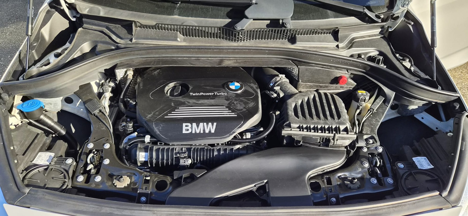 BMW 220i Active Tourer Steptronic-image-10