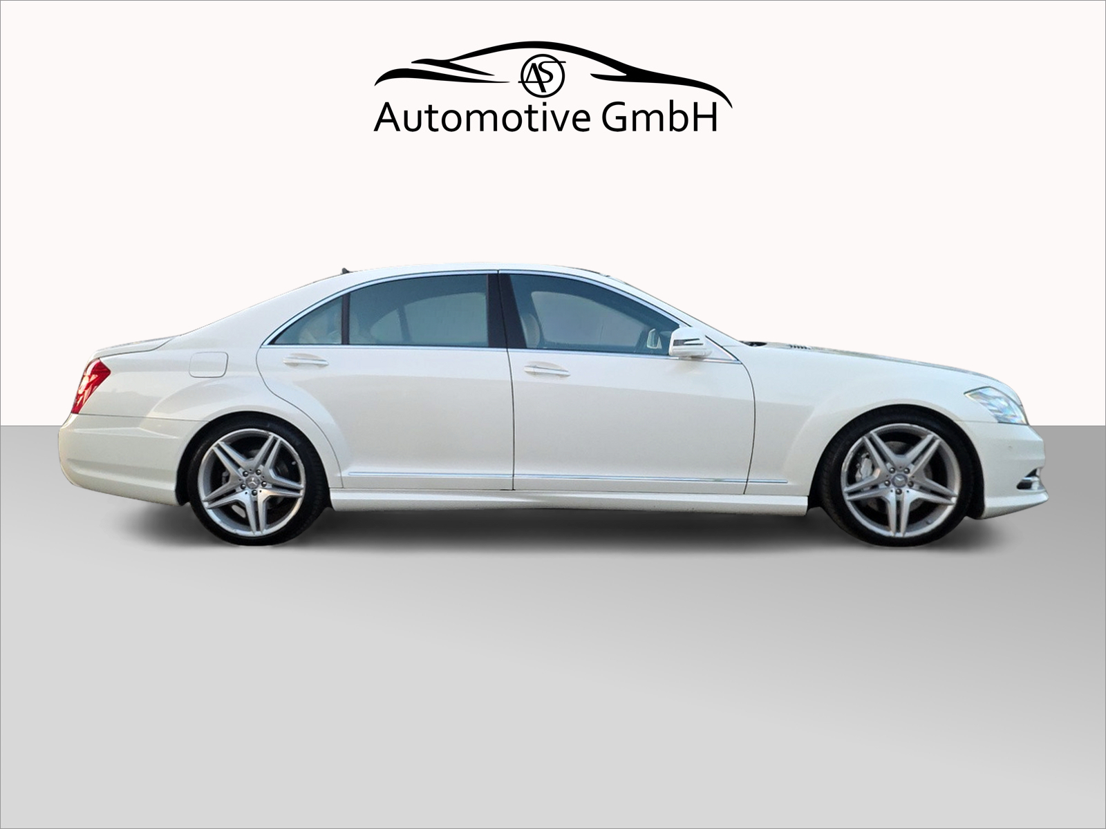 MERCEDES-BENZ S 500 L BlueEfficiency SS 4Matic 7G-Tronic-image-5