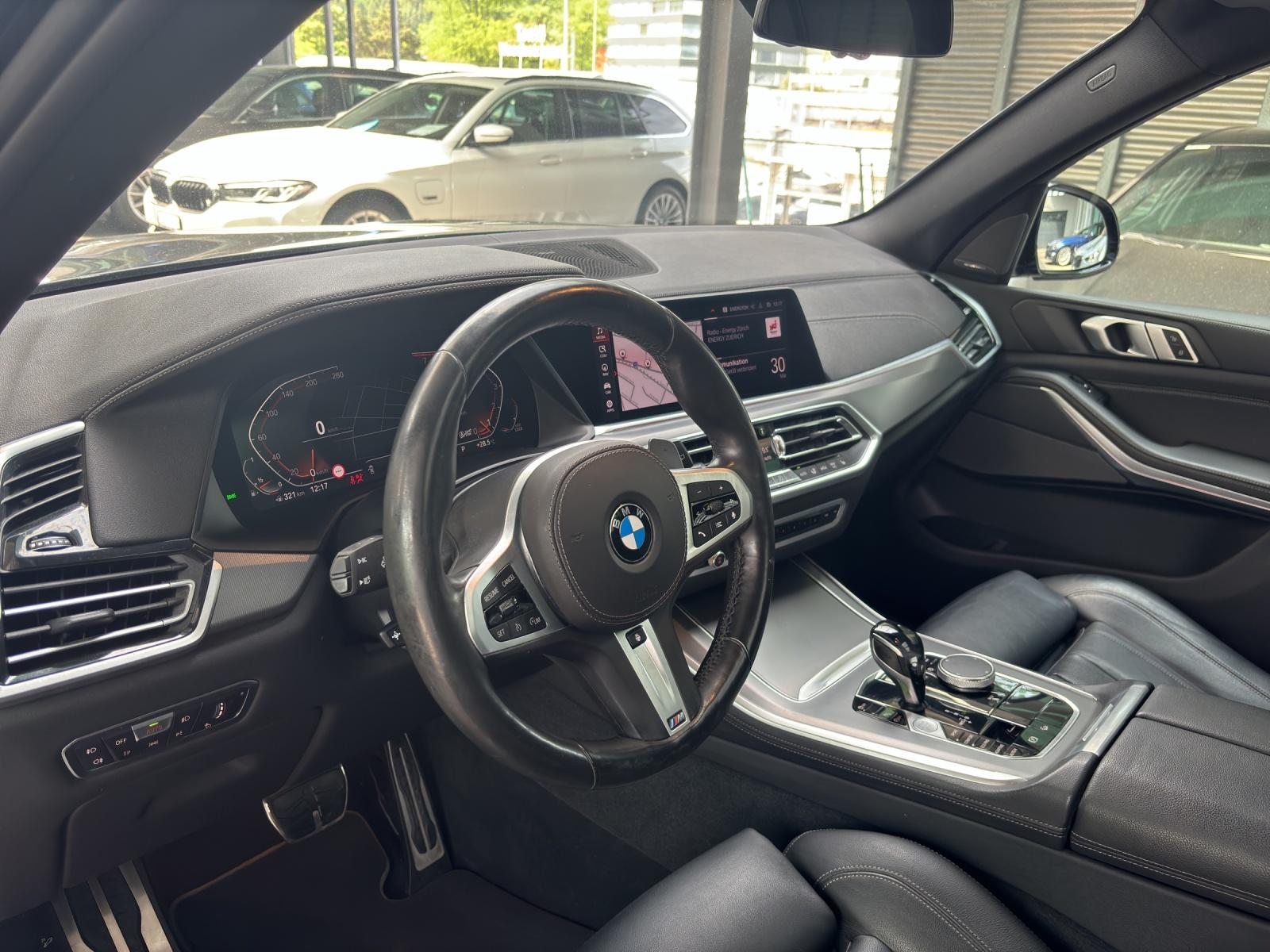 BMW X5 40i xDrive SAG-image-19