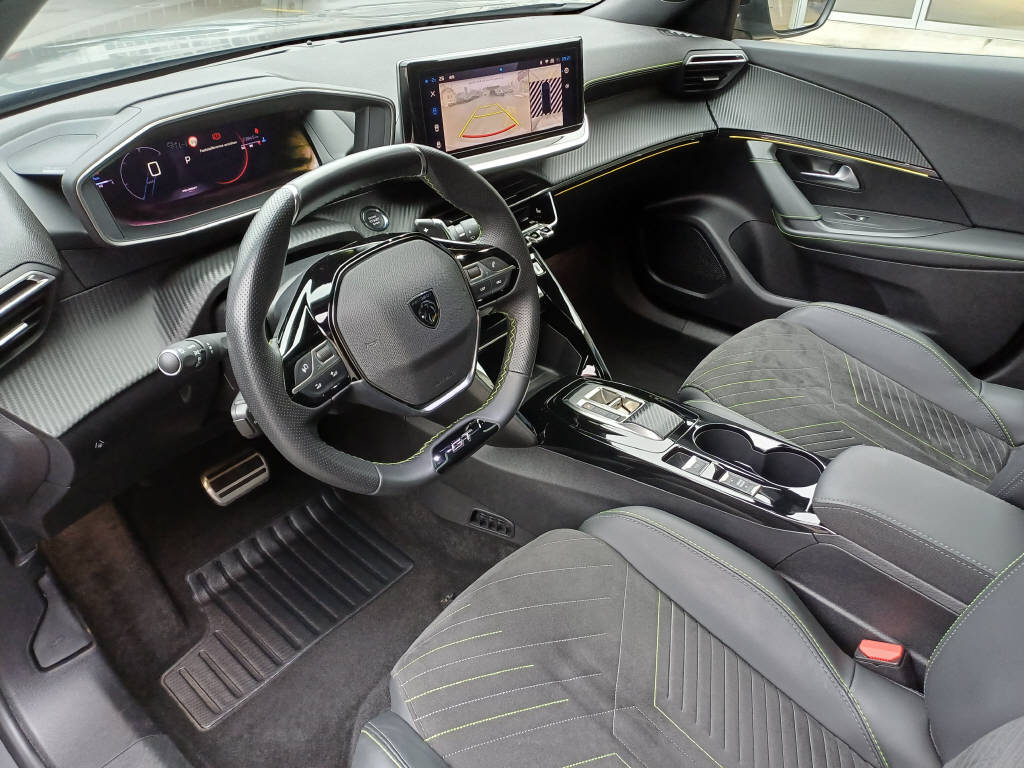 PEUGEOT 2008 1.2 Hybrid 145 GT Anhängerkupplung-image-3
