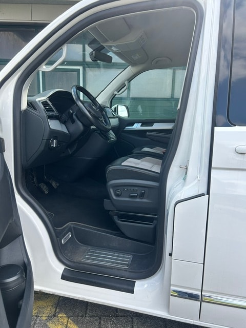 VW T6 Multivan 2.0 Bi-TDI Highline 4Motion-image-4