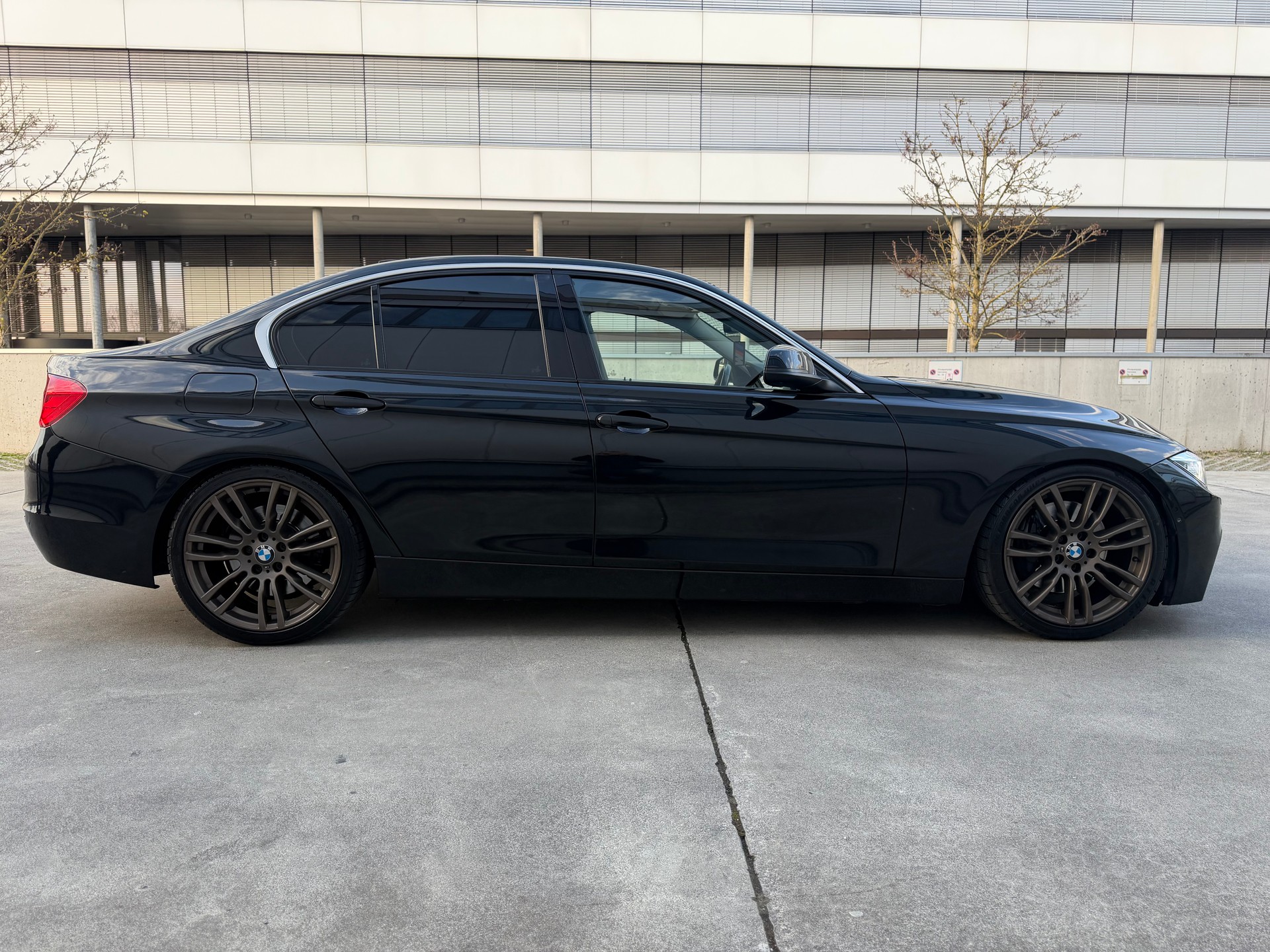 BMW 335i Sport Line Steptronic-image-5