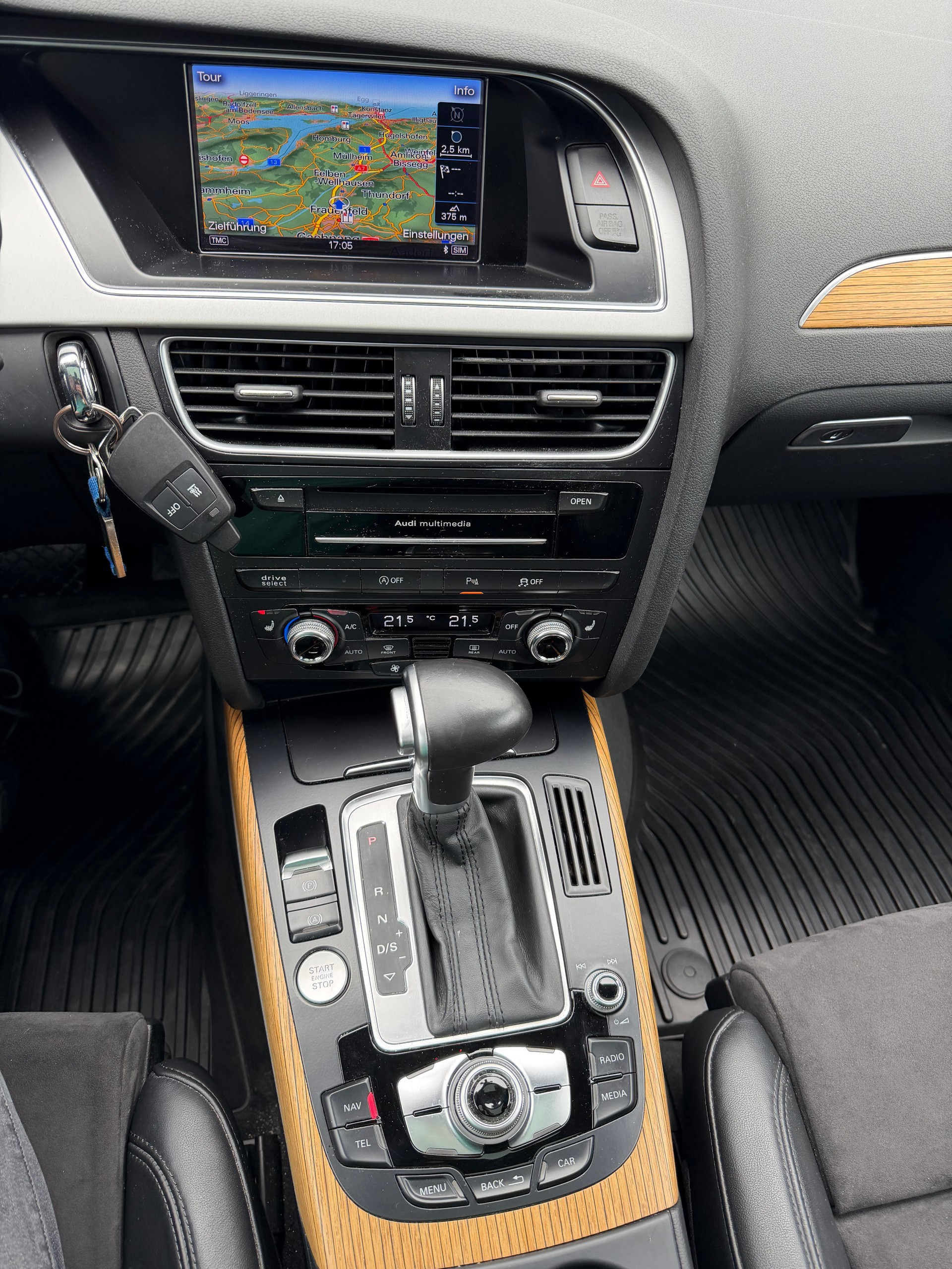 AUDI A4 allroad 2.0 TDI quattro S-tronic-image-11