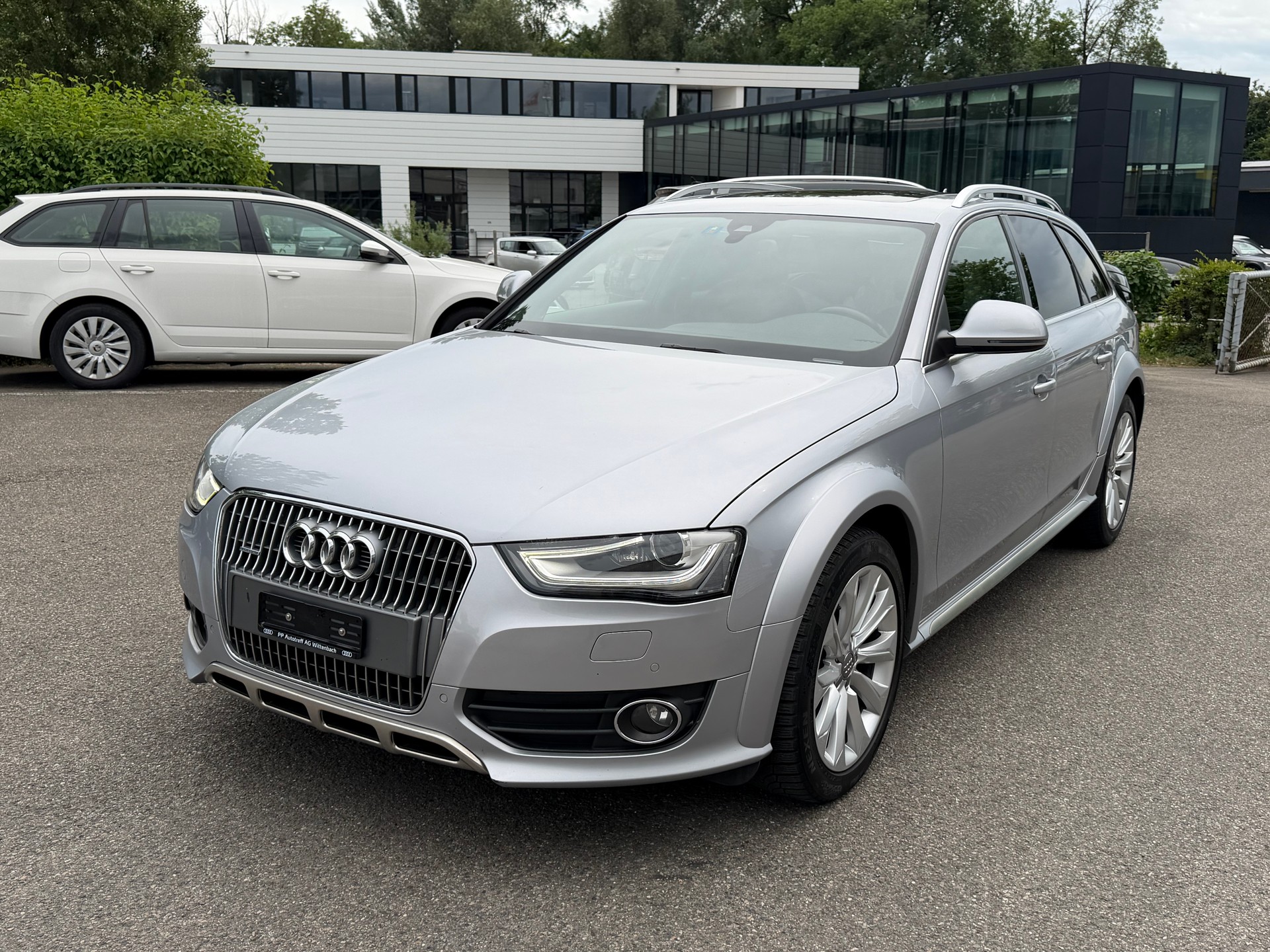 AUDI A4 allroad 2.0 TDI quattro S-tronic-image-0