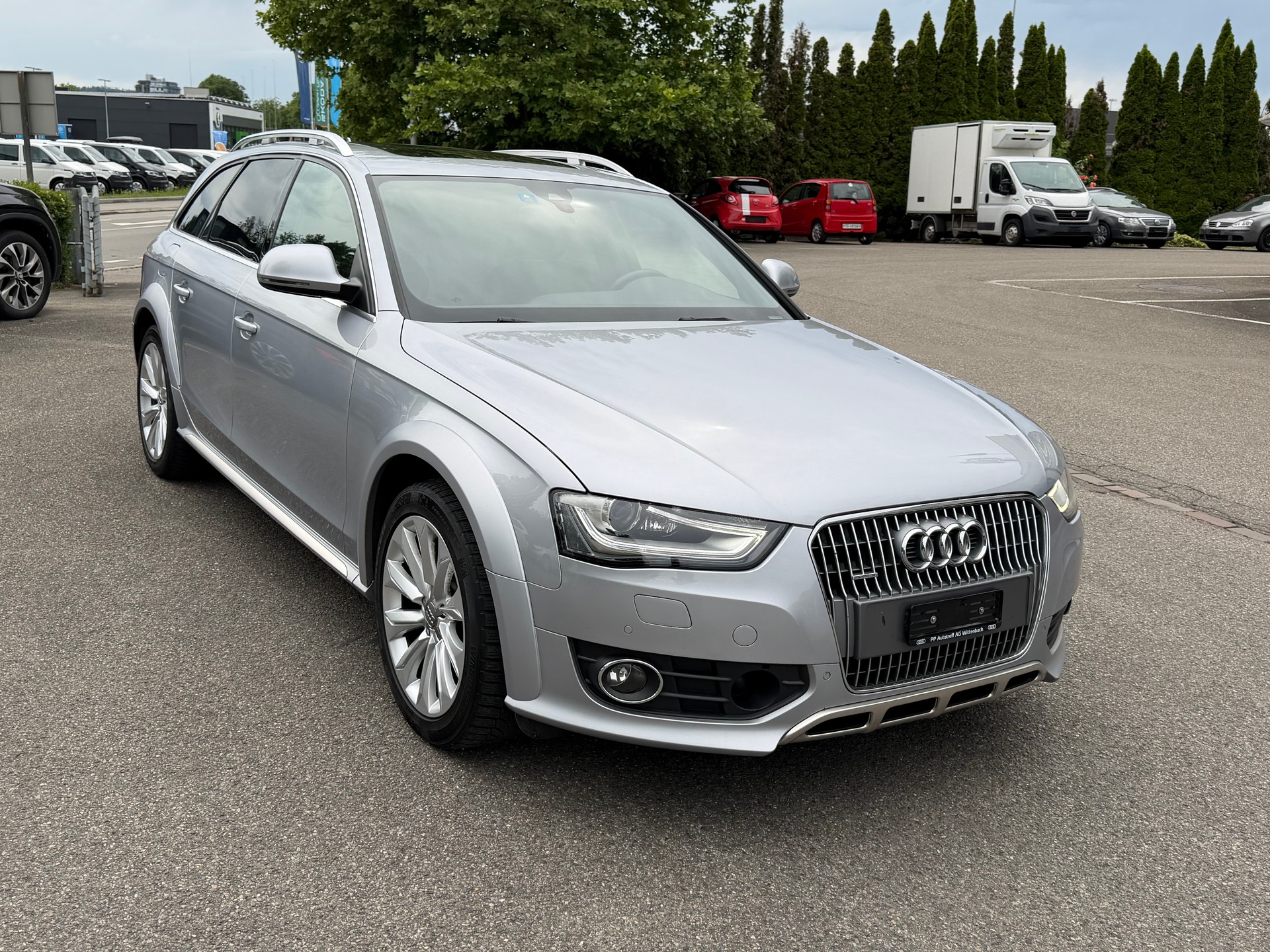 AUDI A4 allroad 2.0 TDI quattro S-tronic-image-1