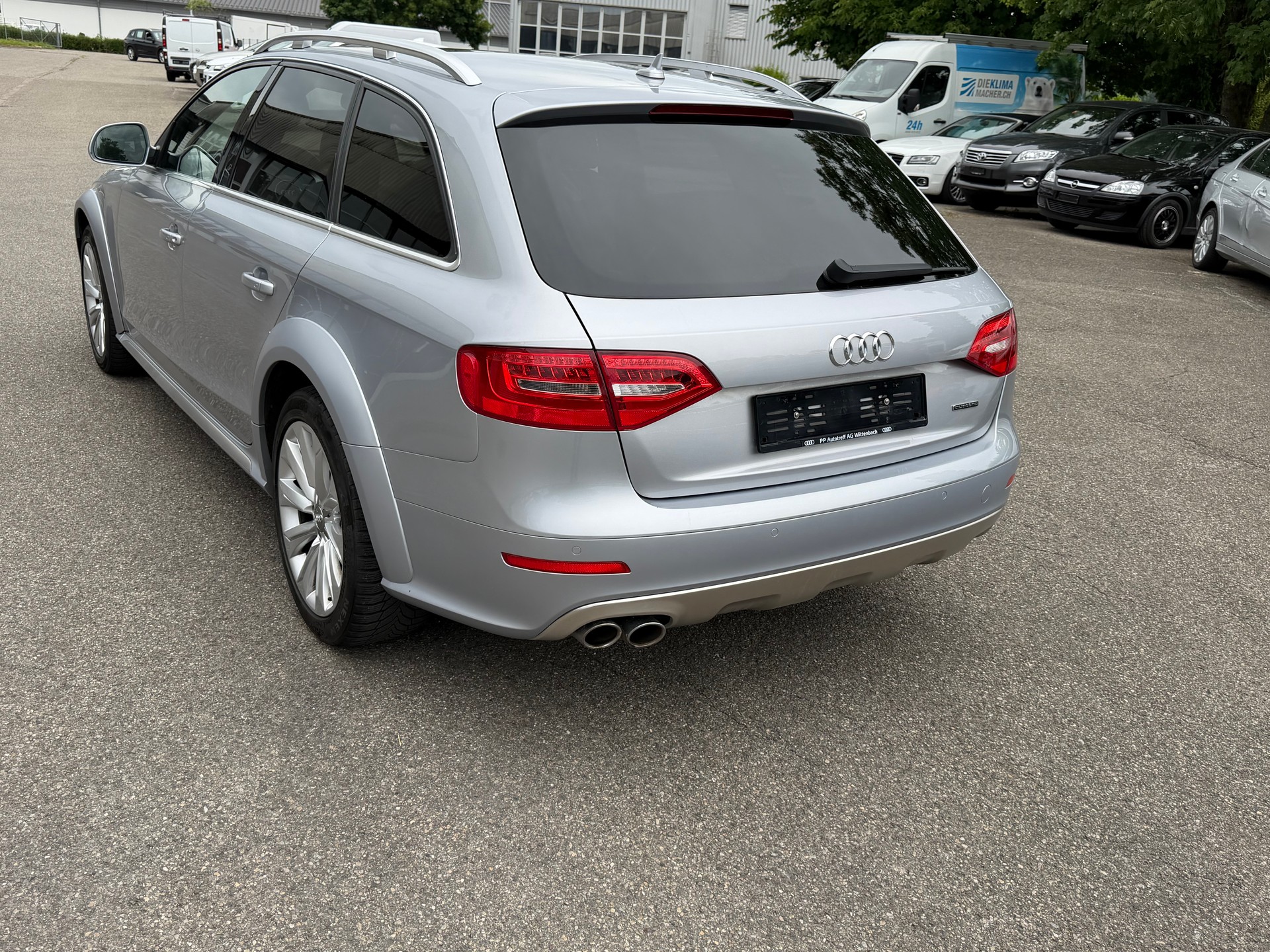 AUDI A4 allroad 2.0 TDI quattro S-tronic-image-3