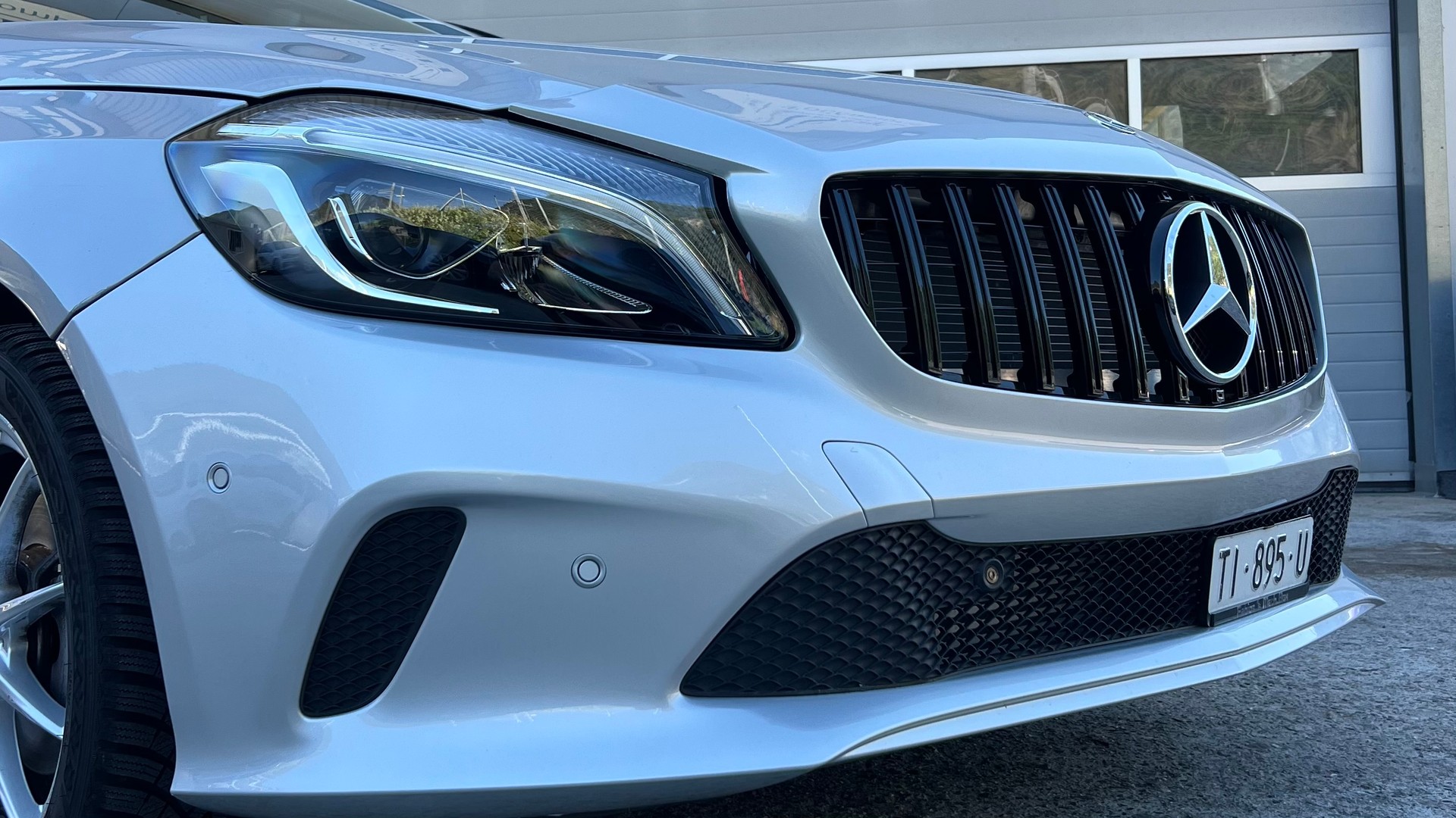 MERCEDES-BENZ A 180 Night Star 7G-DCT-image-6