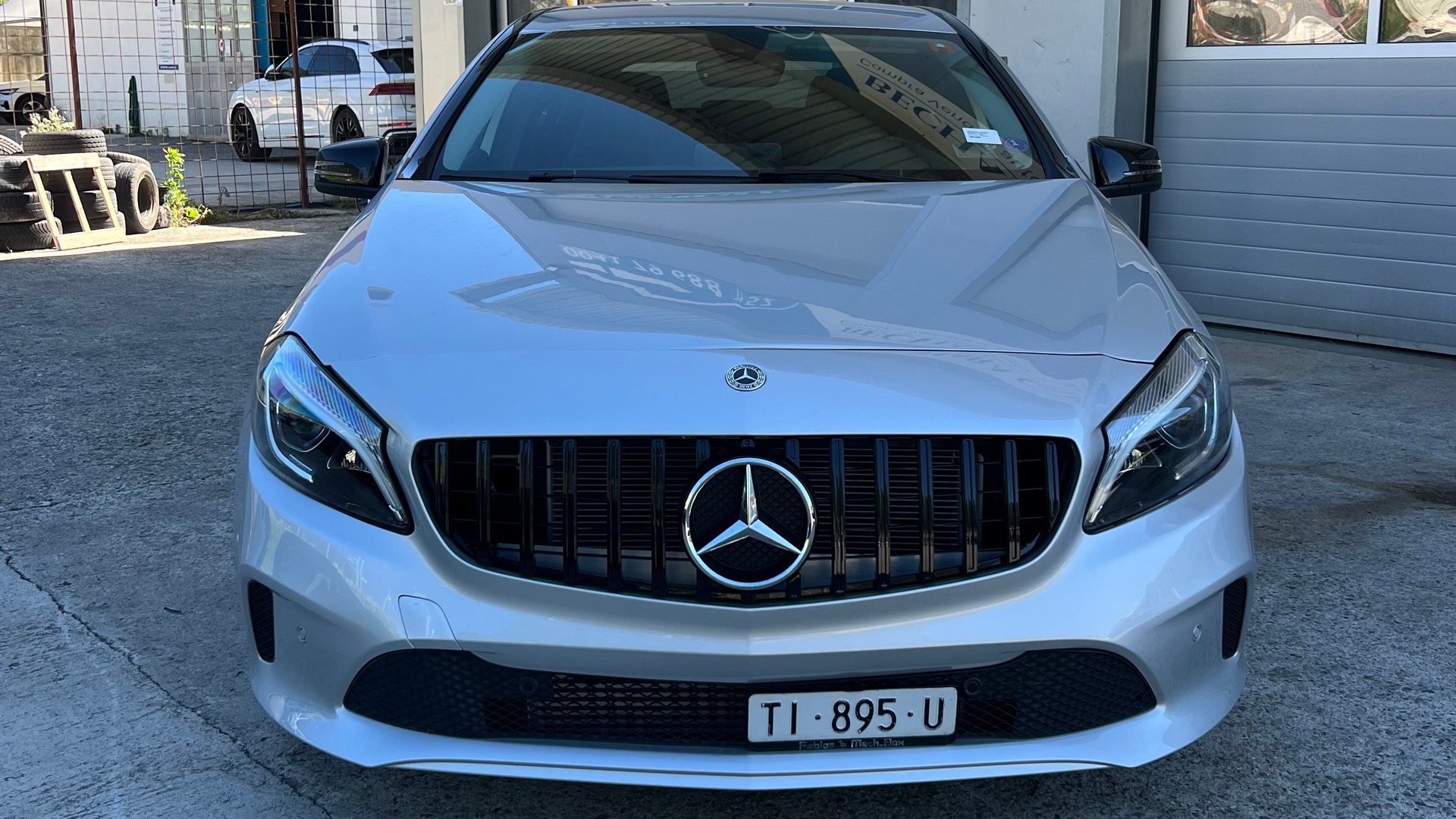 MERCEDES-BENZ A 180 Night Star 7G-DCT-image-1