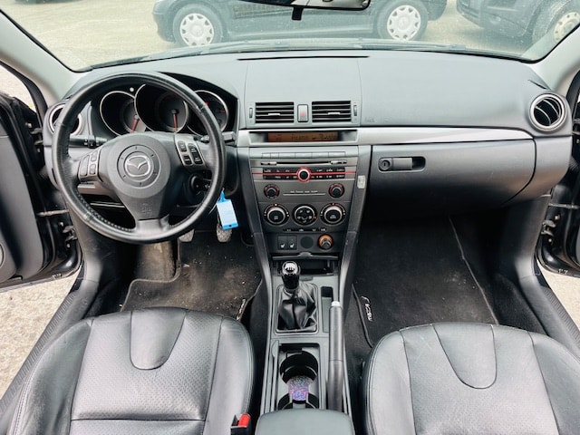 MAZDA 3 2.0 16V Sport-image-10