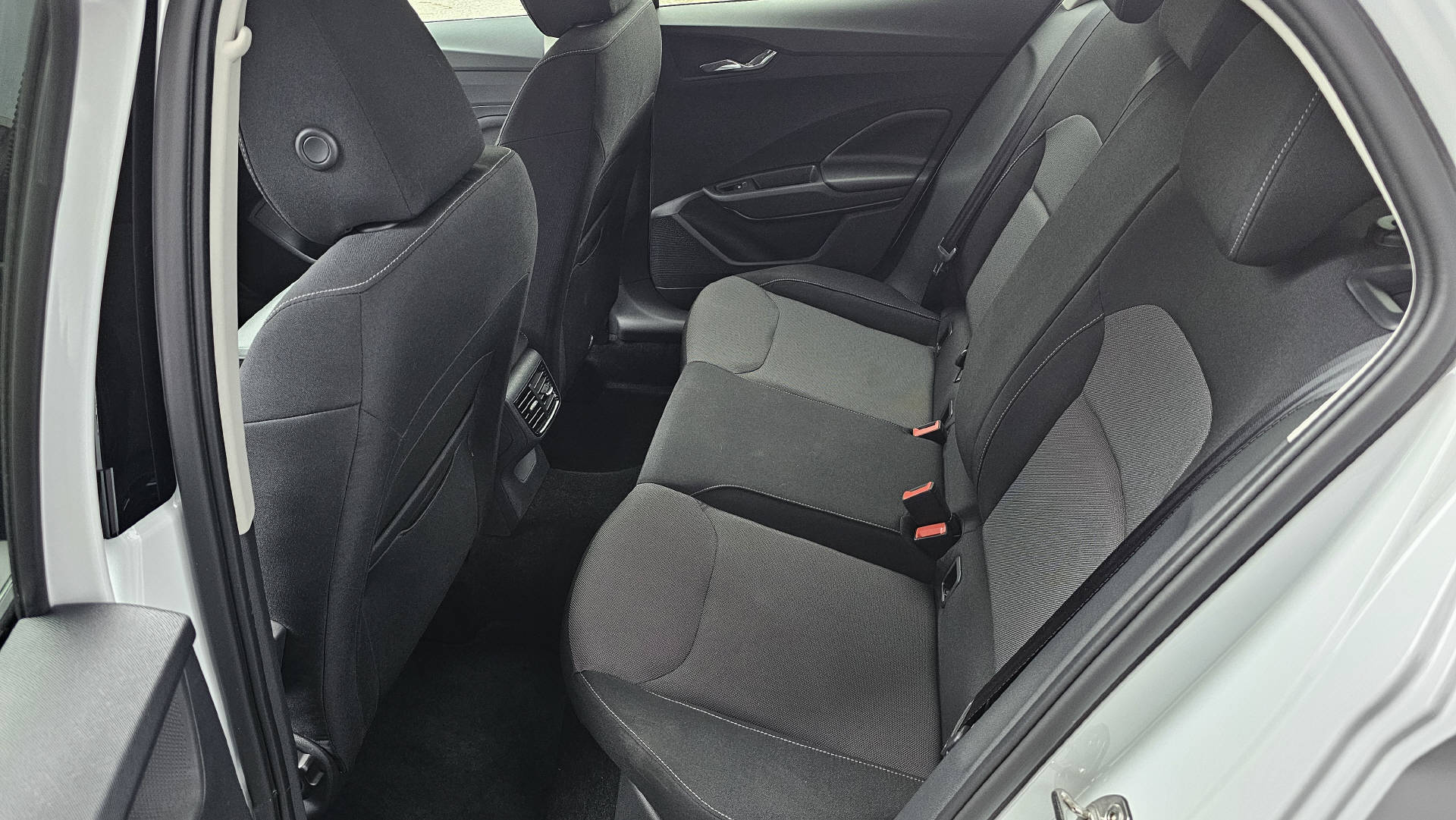 SKODA Fabia 1.0 TSI Selection DSG-image-10