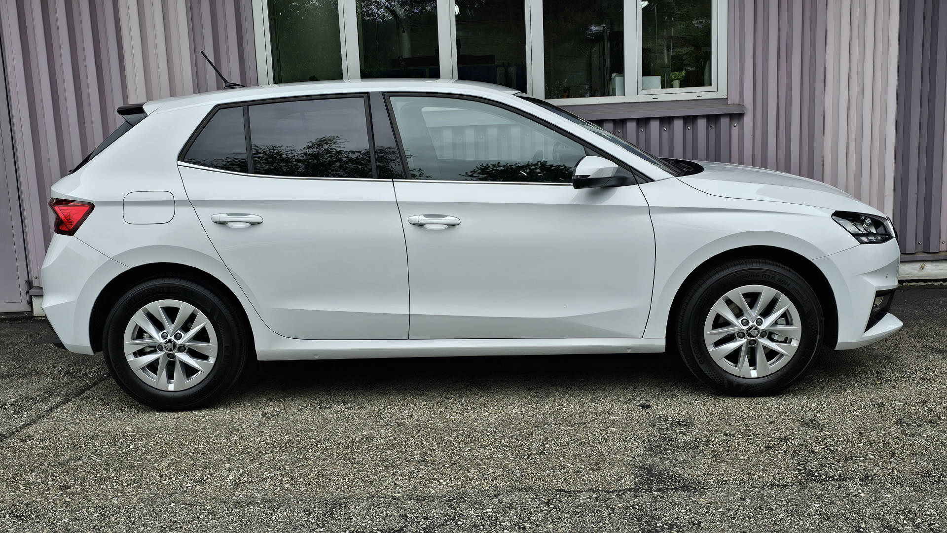 SKODA Fabia 1.0 TSI Selection DSG-image-1