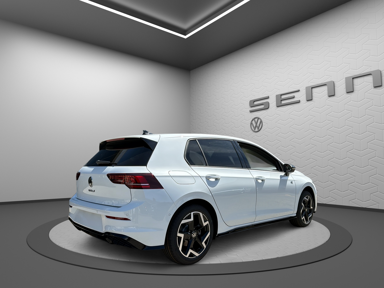 VW Golf 1.5 e TSI mHEV R-Line DSG-image-2