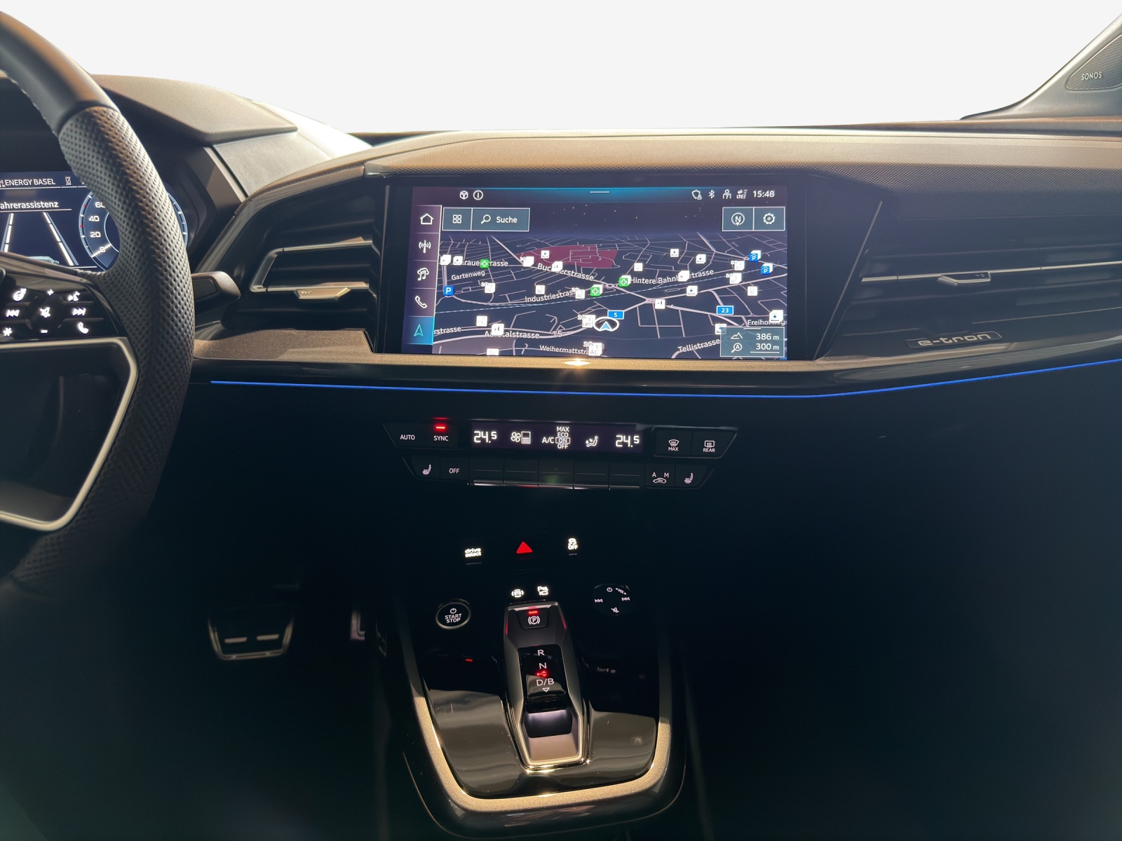 AUDI Q4 e-tron 45 Attraction quattro-image-10