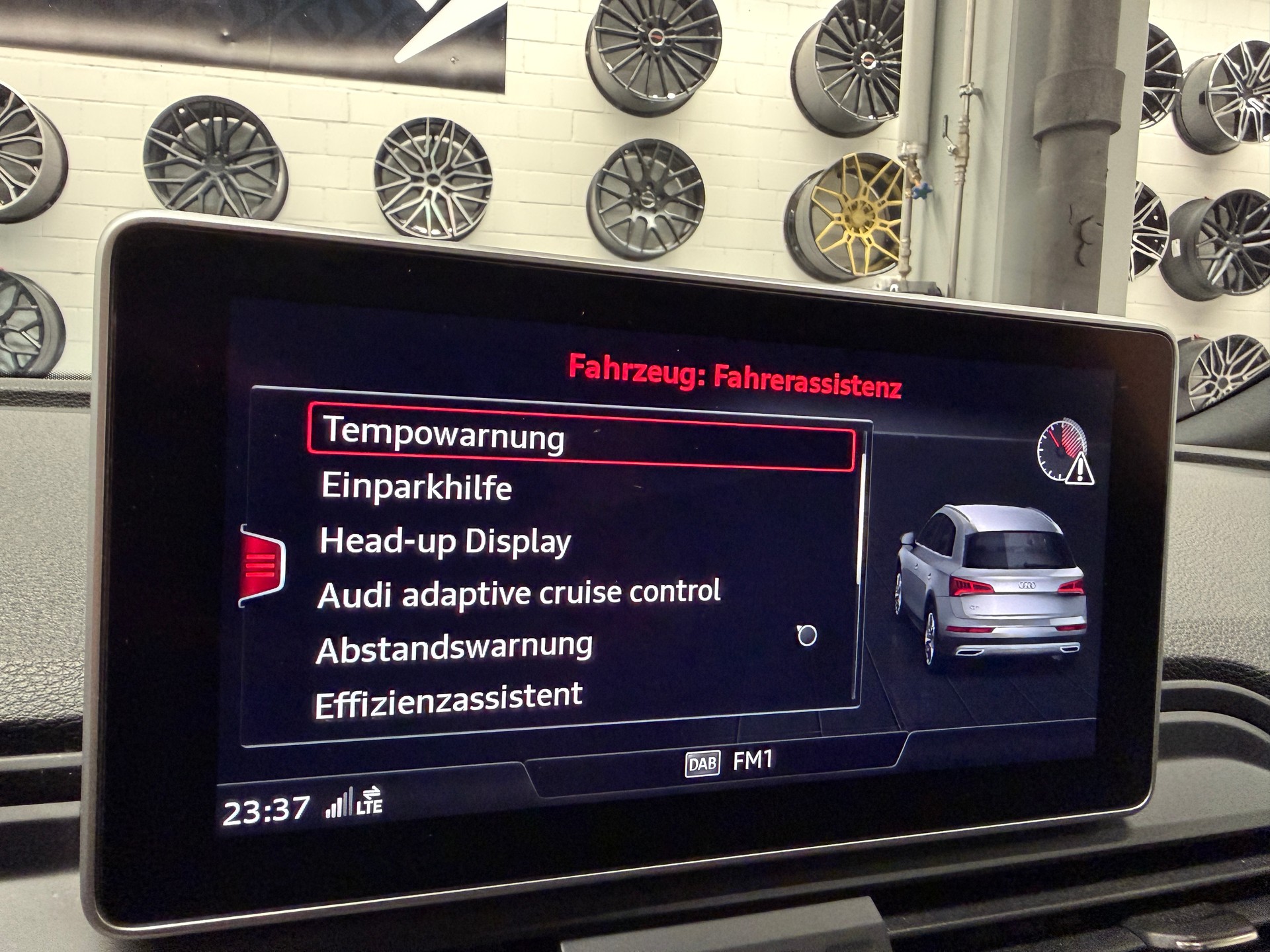 AUDI Q5 2.0 TDI 190 Sport quat. S-Tr. *CH-Auto*S-Line*NP 92'800*Luftfahrwerk*-image-23