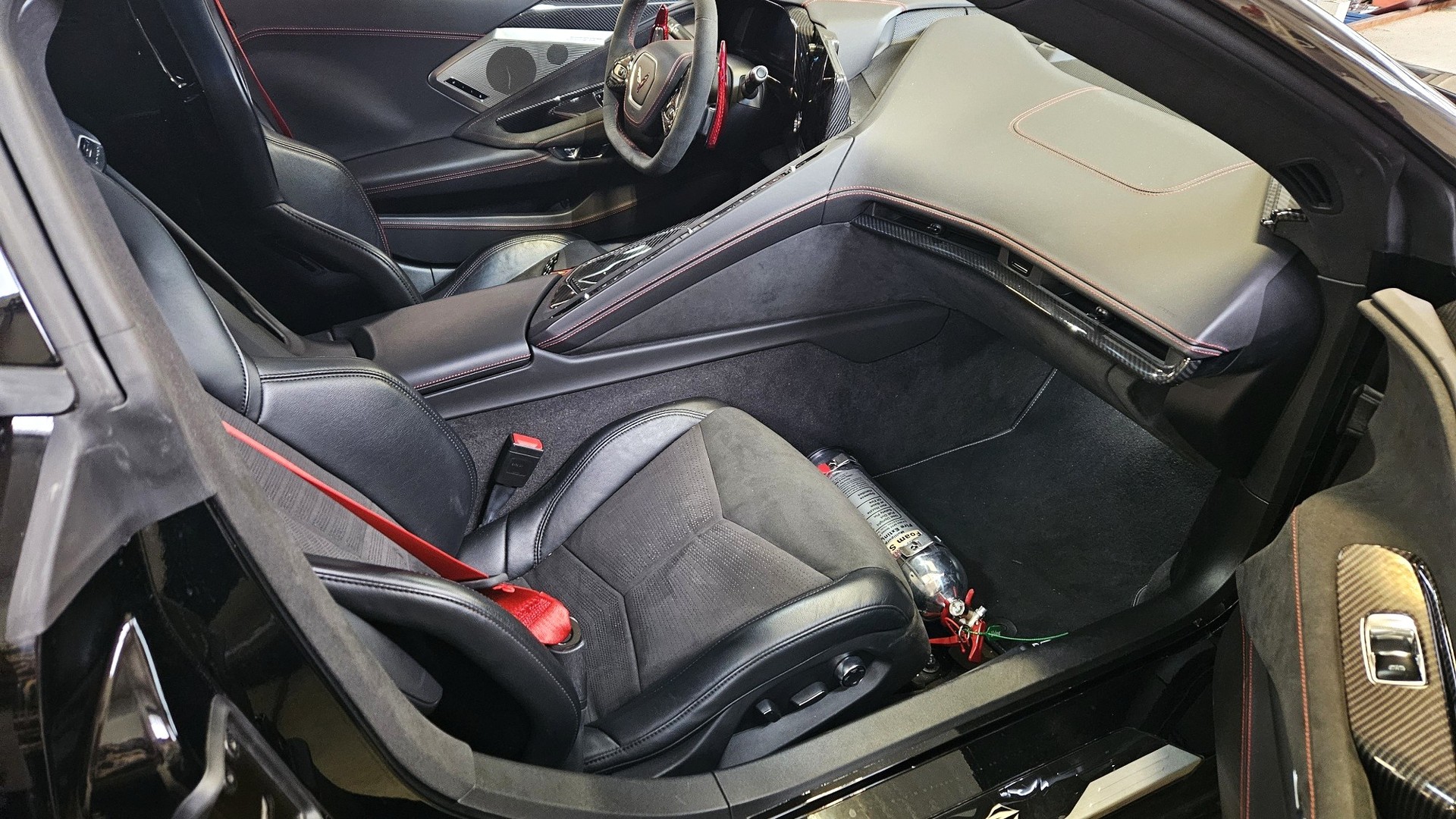 CHEVROLET Corvette C8 Coupé Stingray 3LT-image-23