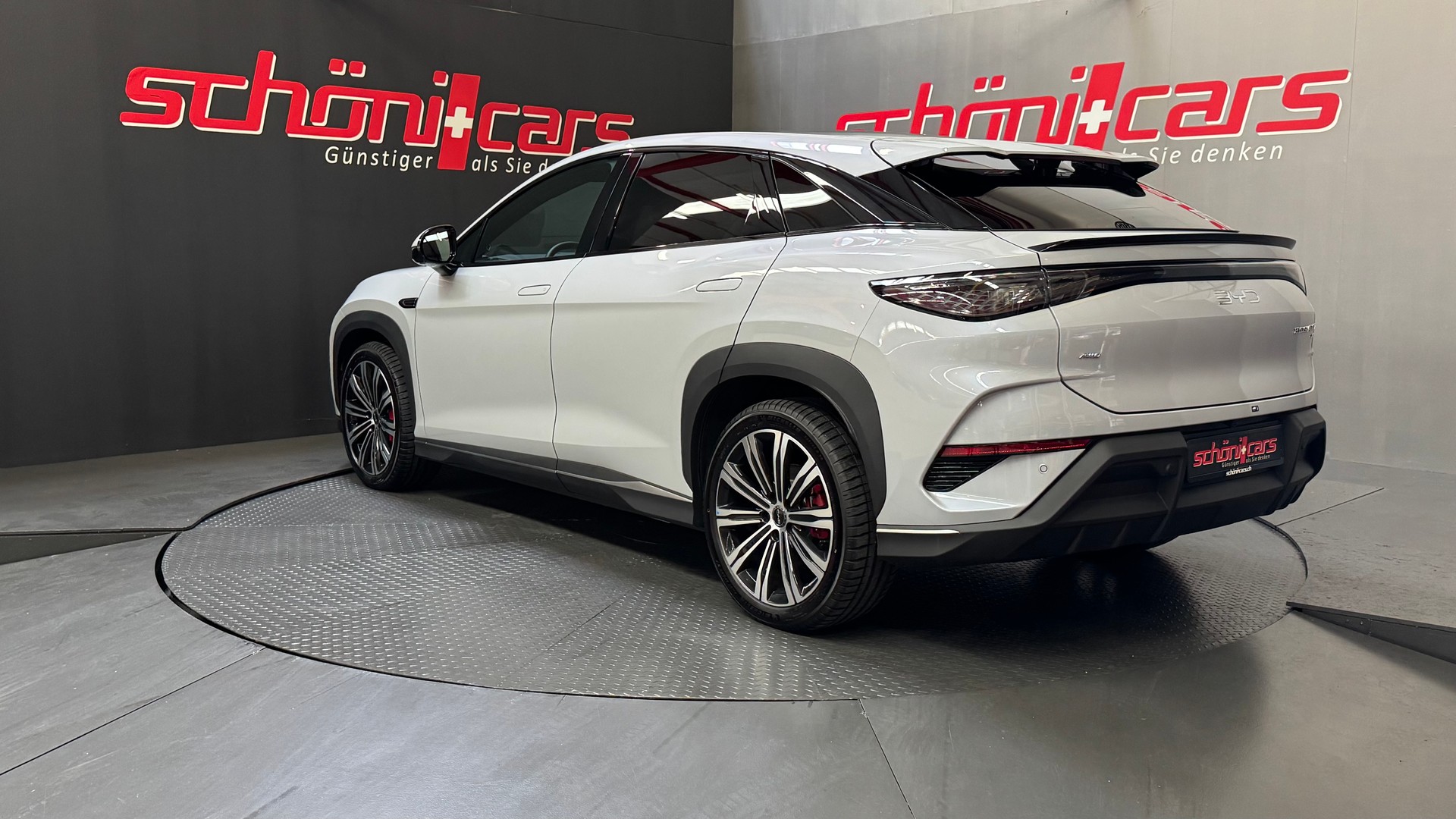 BYD Sealion 7 91,3 kWh Excellence AWD-showroom-element-3