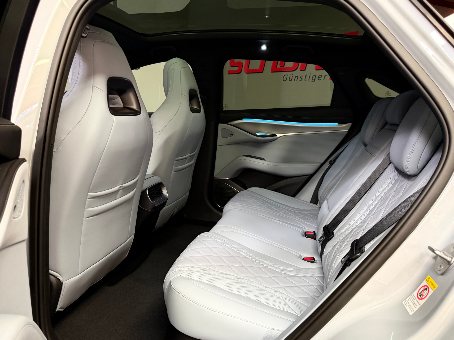 BYD Sealion 7 91,3 kWh Excellence AWD-image-12