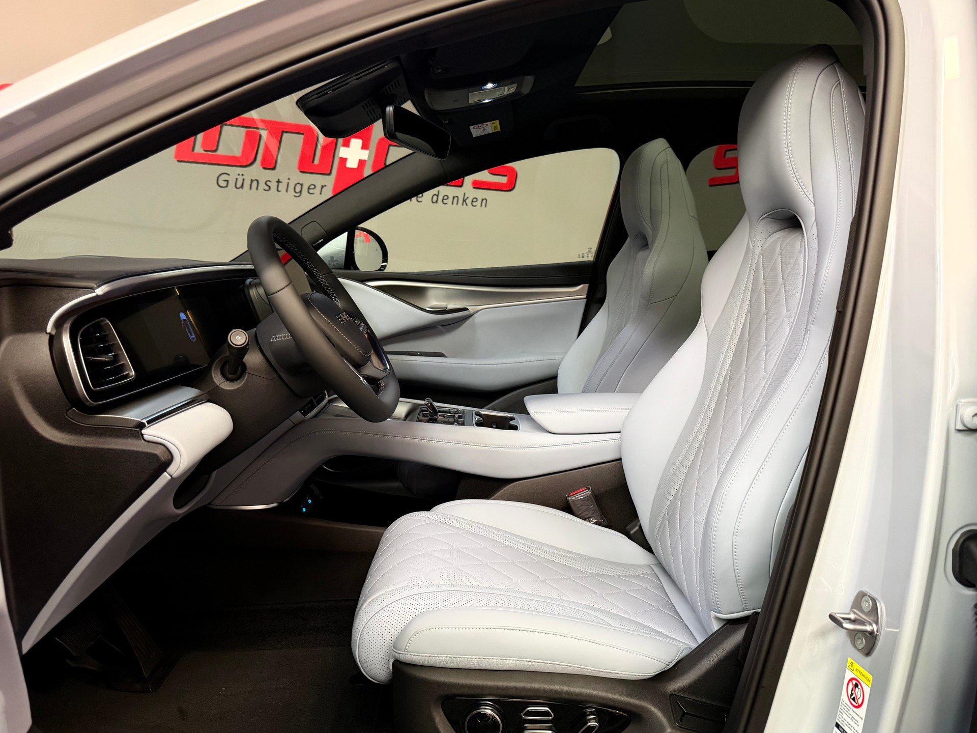 BYD Sealion 7 91,3 kWh Excellence AWD-image-9