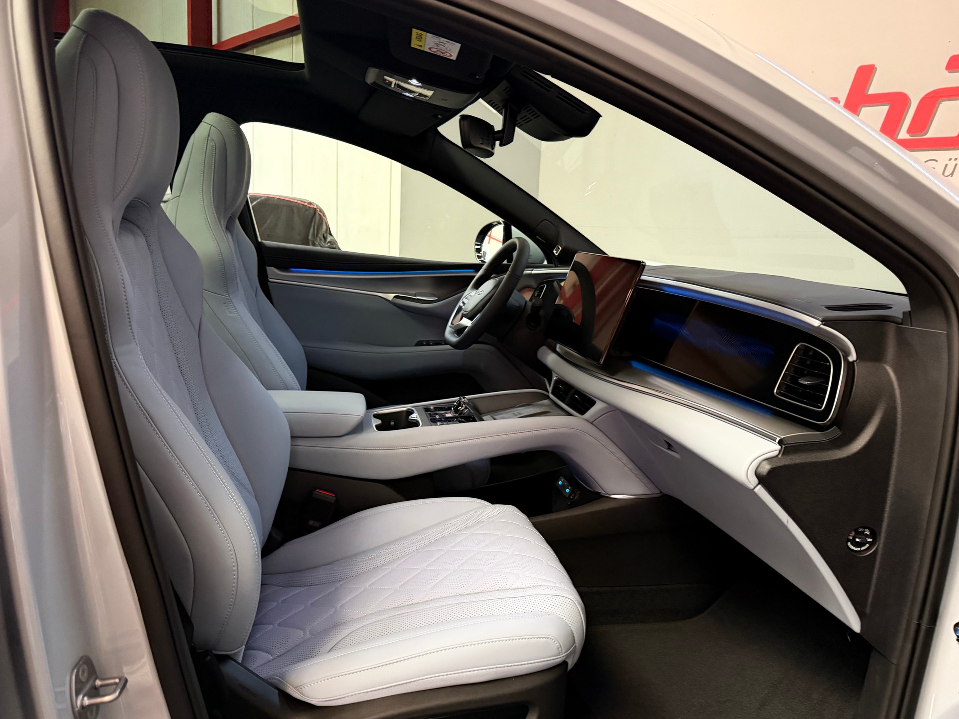 BYD Sealion 7 91,3 kWh Excellence AWD-image-15