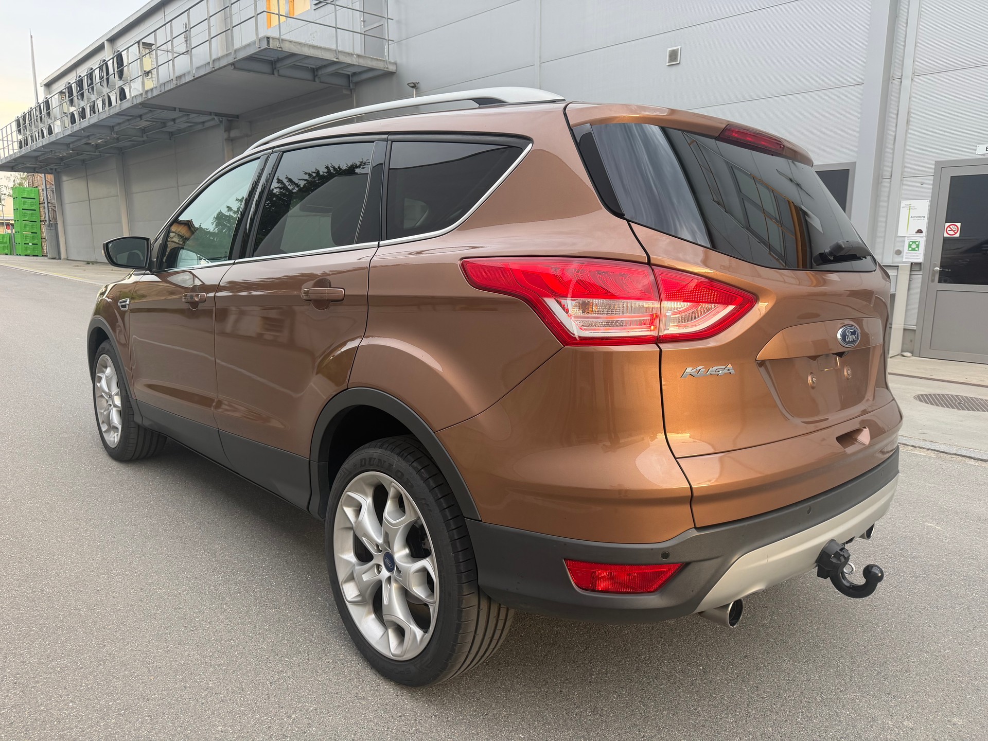 FORD Kuga 2.0 TDCi Titanium 4WD PowerShift-image-4
