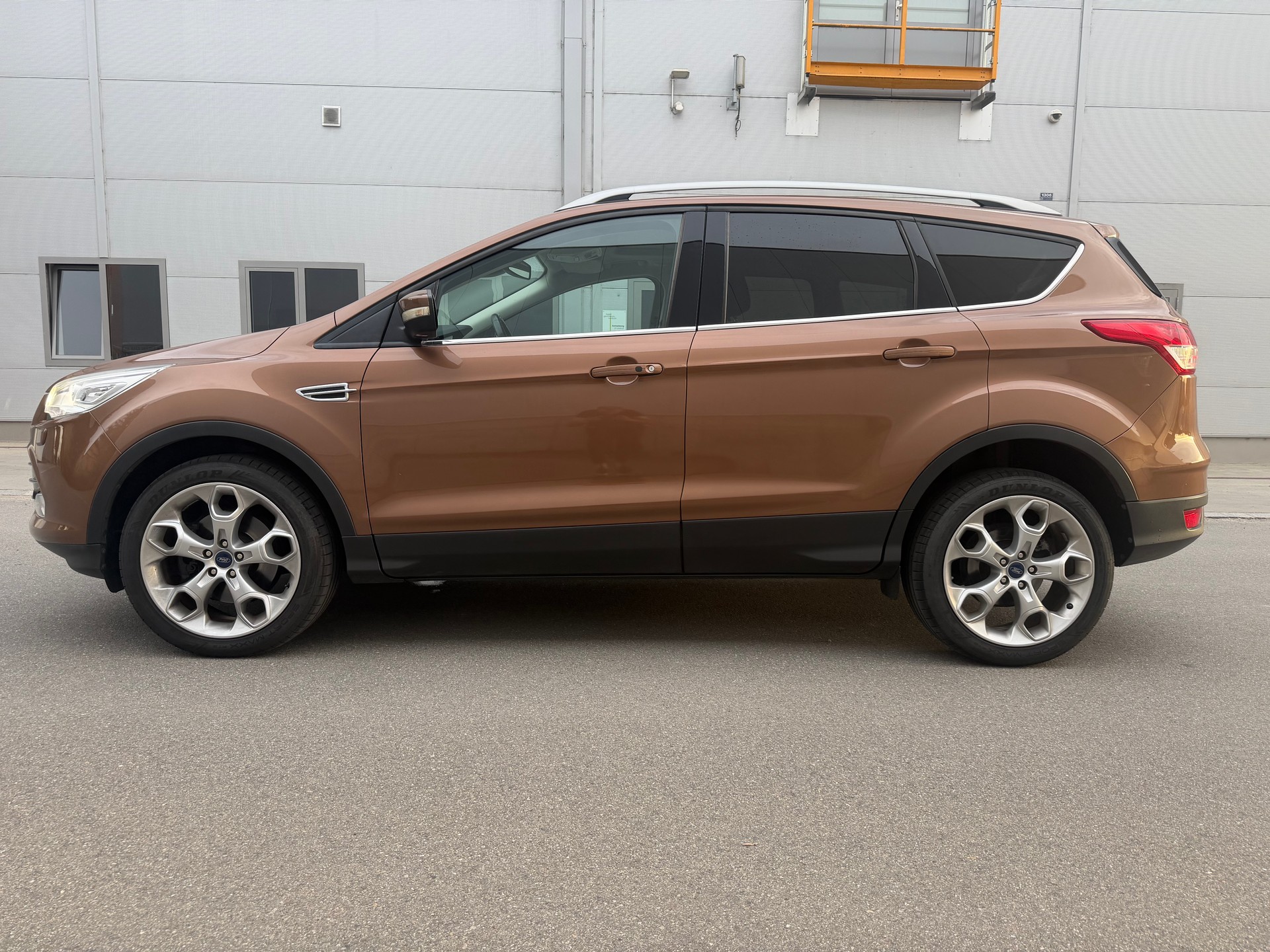 FORD Kuga 2.0 TDCi Titanium 4WD PowerShift-image-5