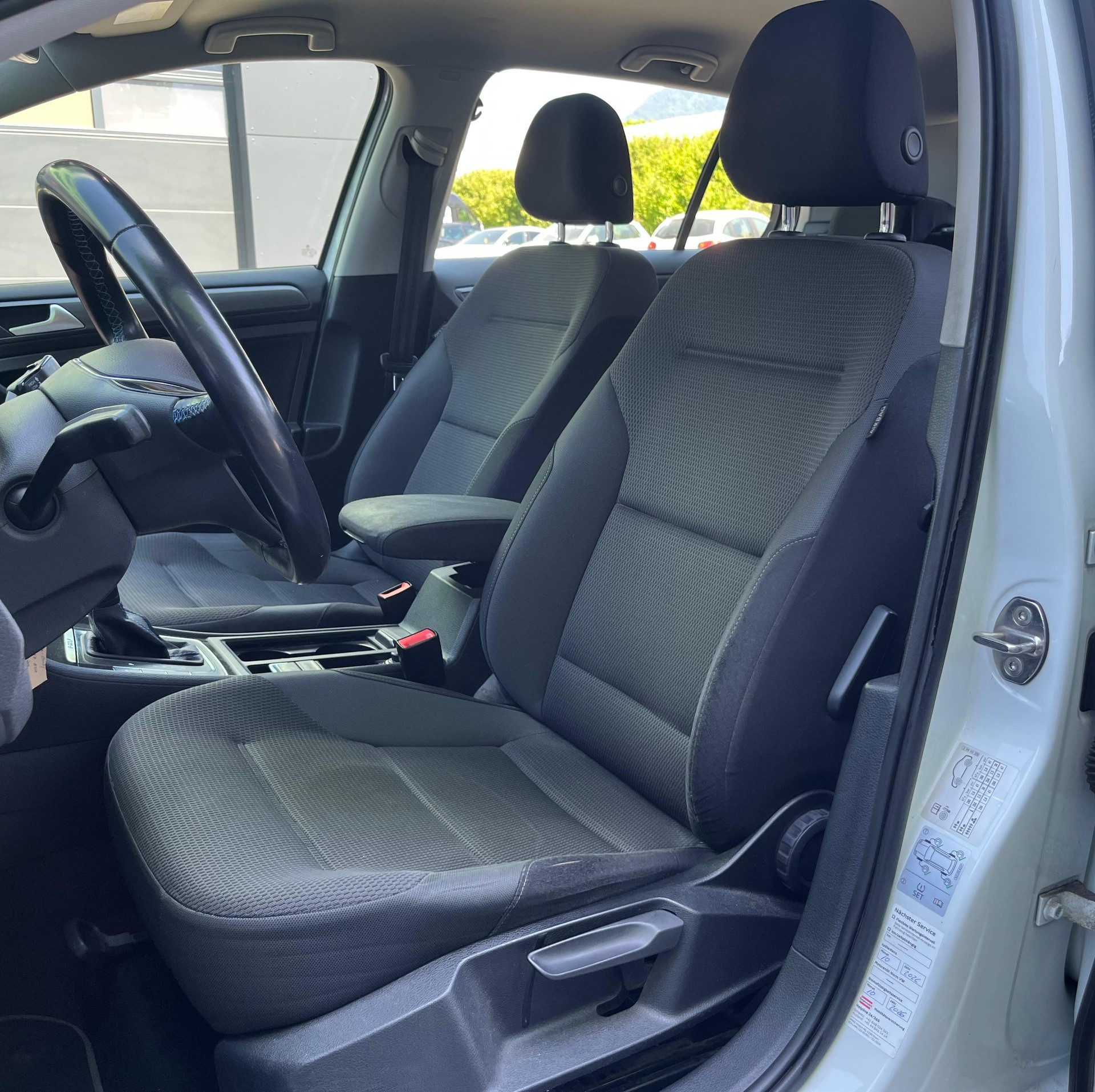 VW e-Golf phase 2 136cv-image-12