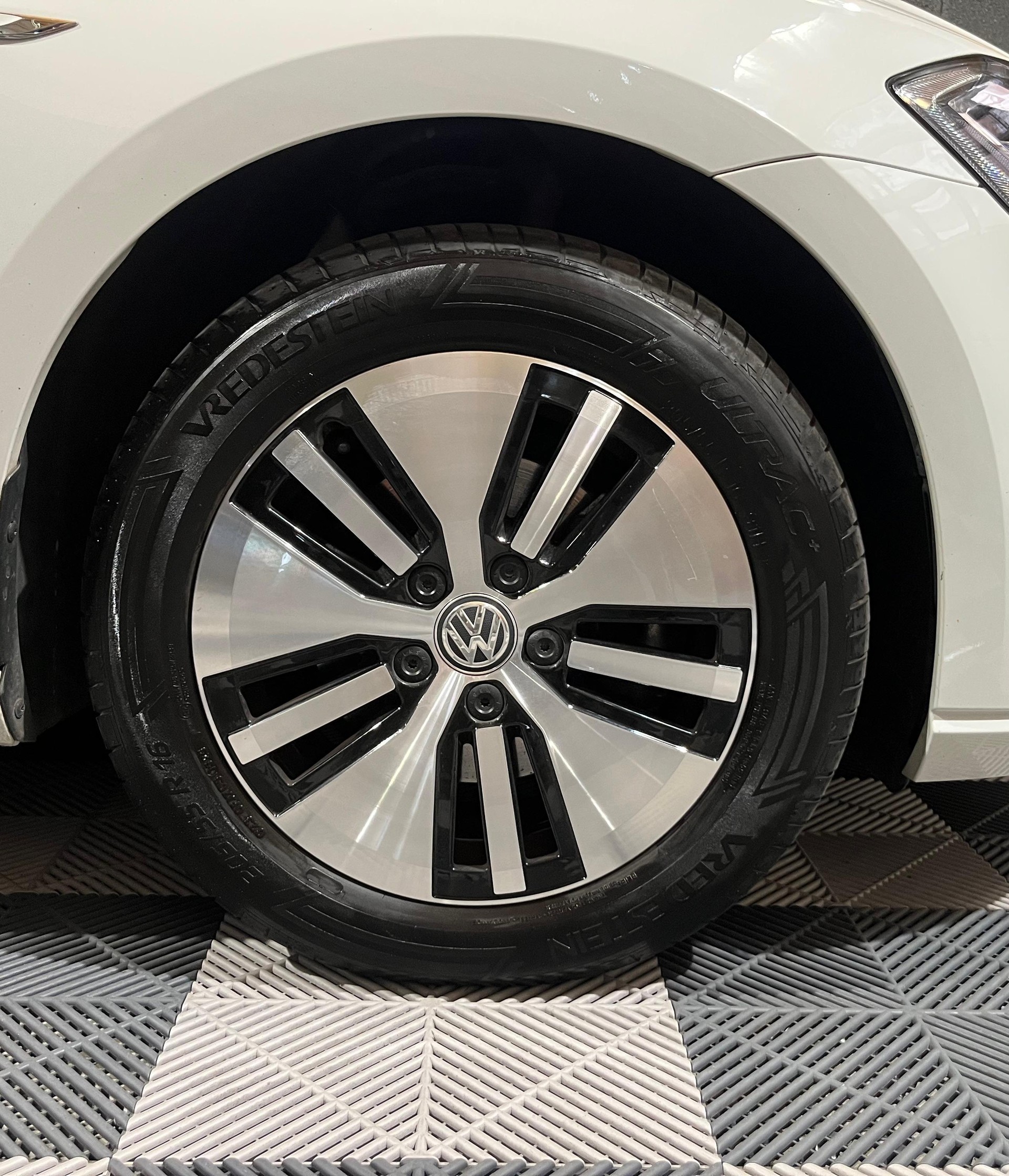 VW e-Golf phase 2 136cv-image-8