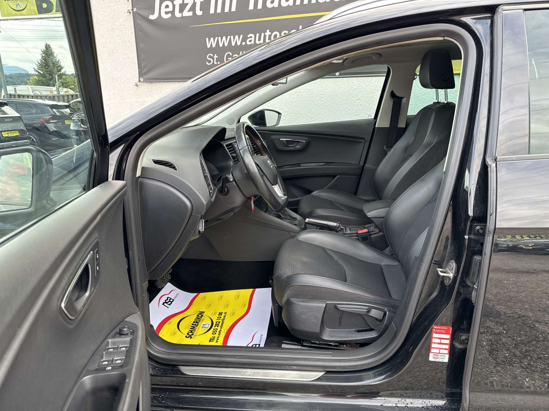 SEAT Leon ST 2.0 TDi FR DSG-Automat 184PS-image-6