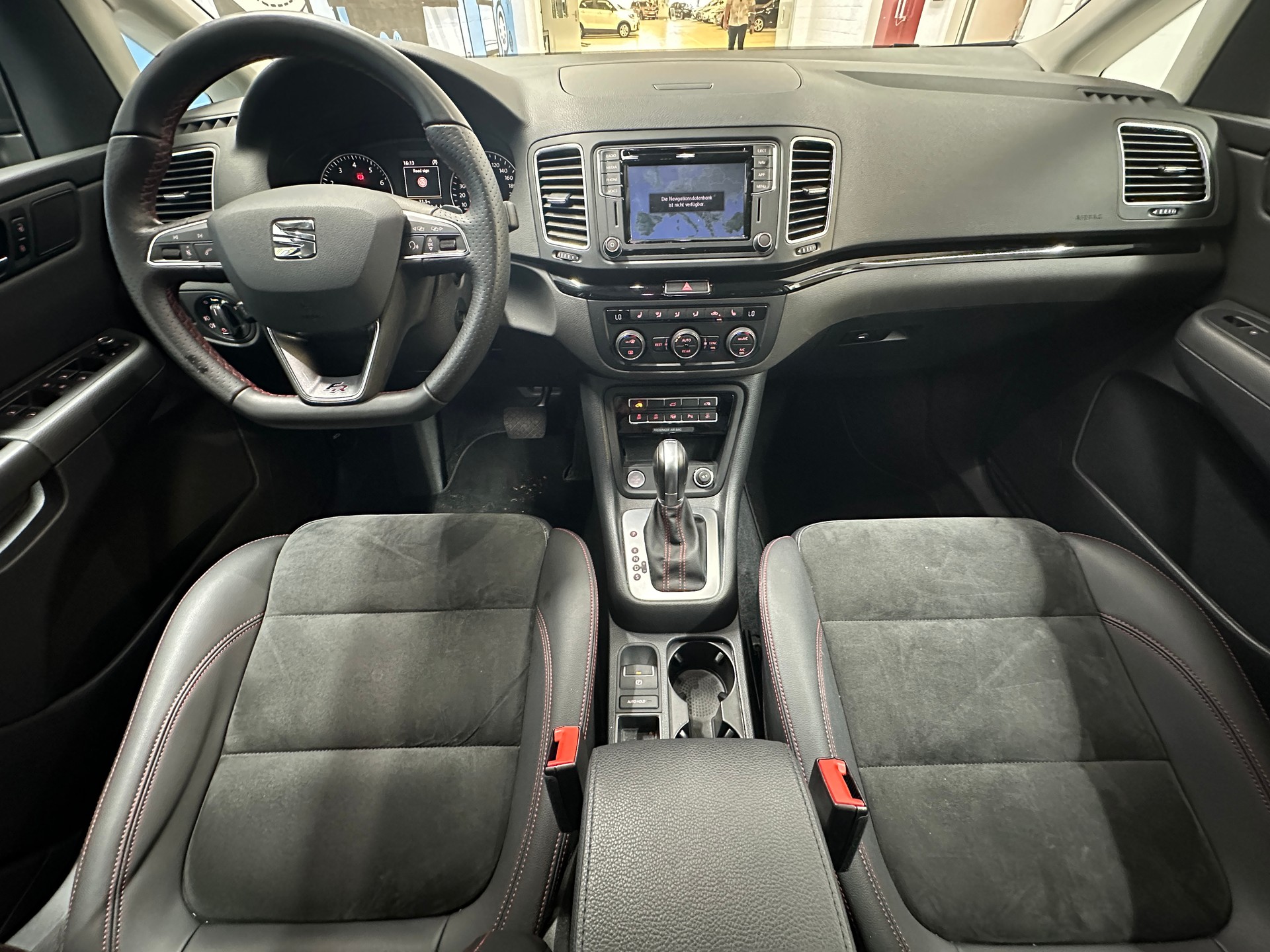 SEAT Alhambra 1.4 TSI DSG Hola FR-image-9