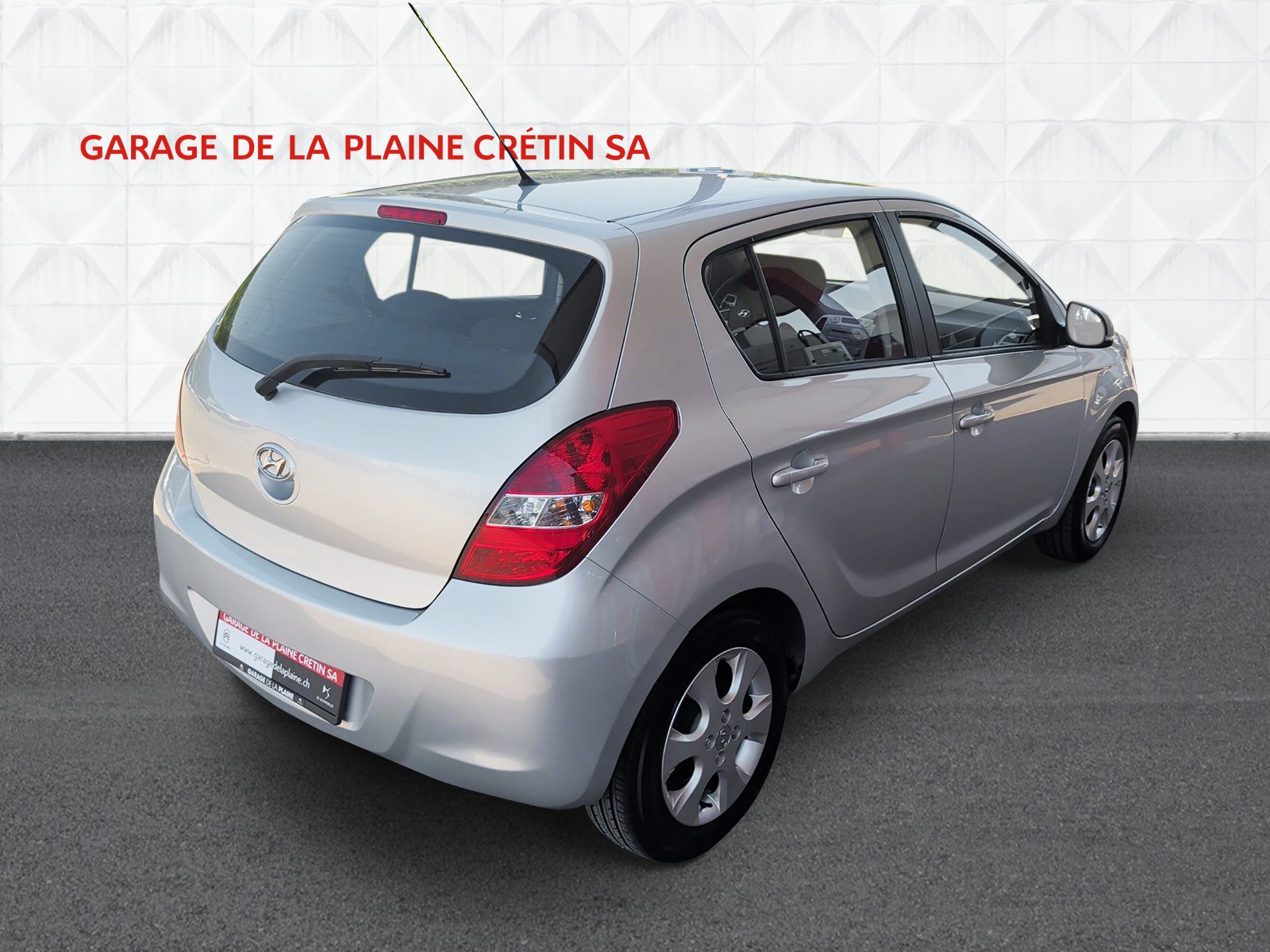 HYUNDAI i20 1.4 Style-image-4