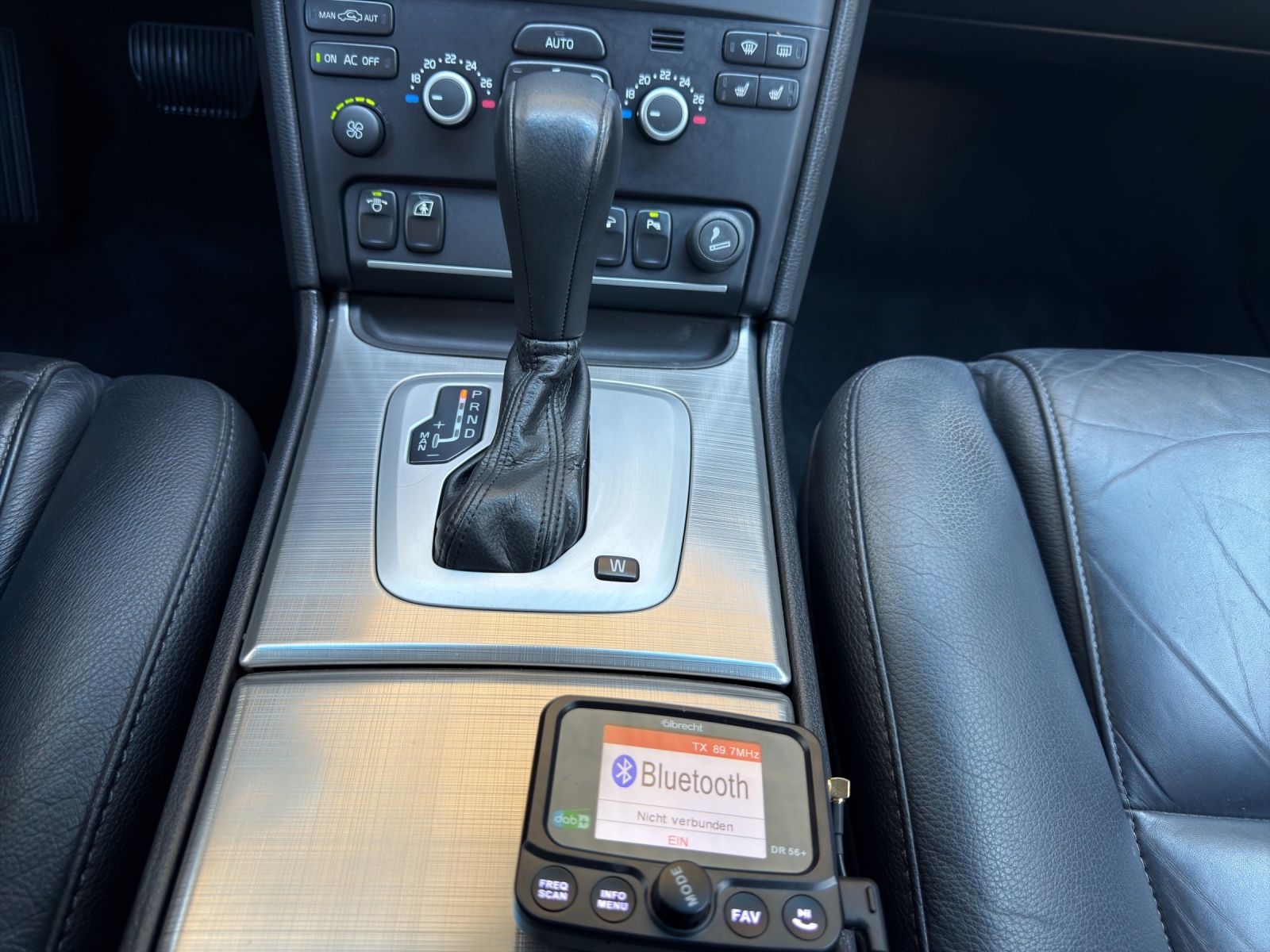 VOLVO XC90 D5 AWD Summum-image-13