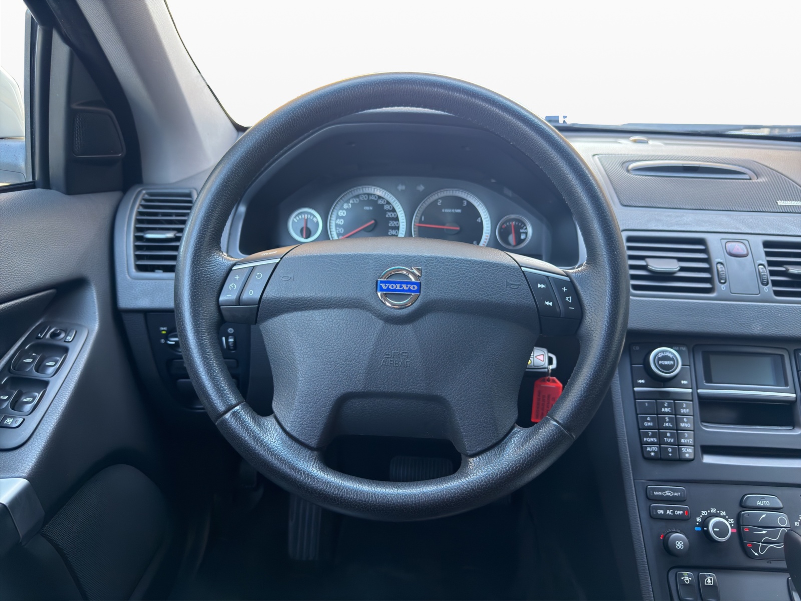 VOLVO XC90 D5 AWD Summum-image-10