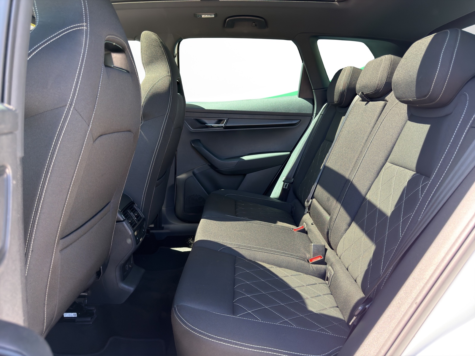 SKODA Karoq 2.0 TSI SportLine 4x4 DSG-image-14