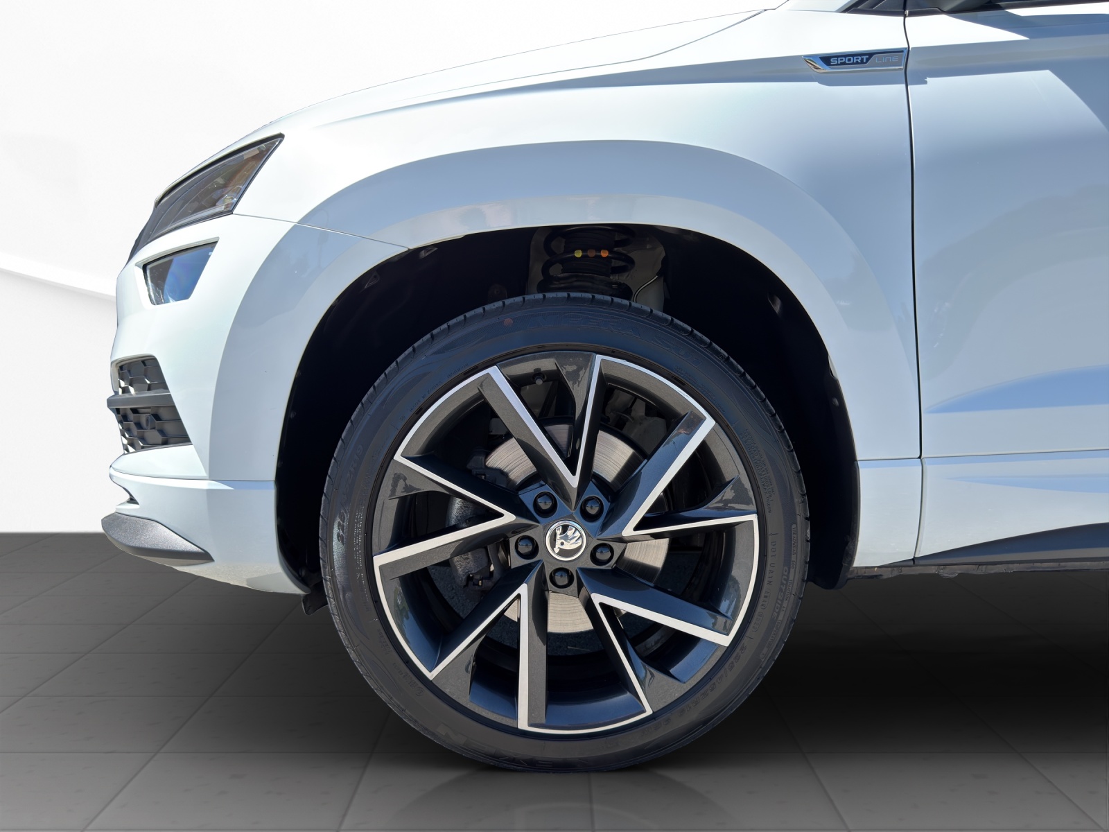 SKODA Karoq 2.0 TSI SportLine 4x4 DSG-image-18